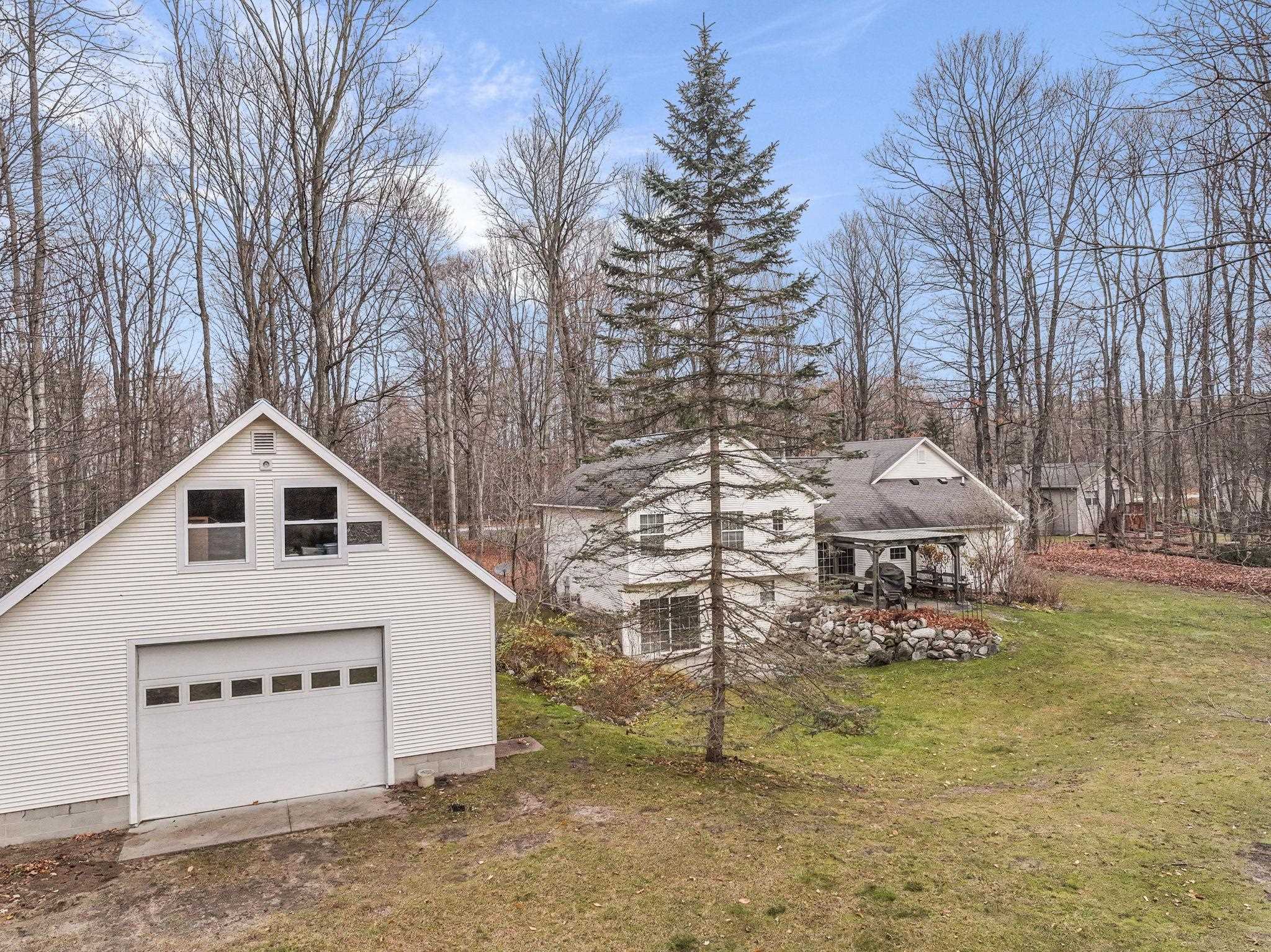 9685 Woodys Run, Traverse City, MI, 49684