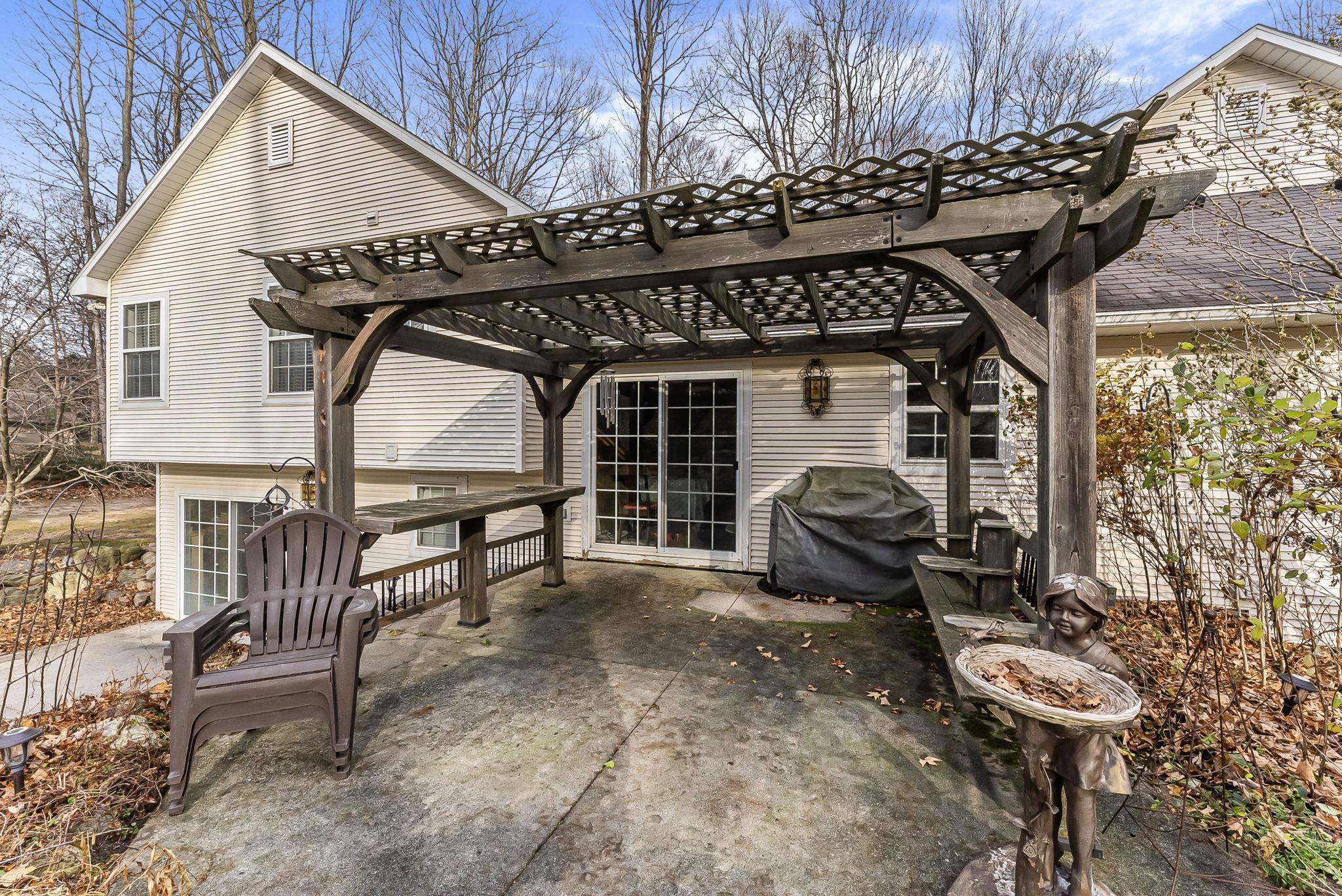 9685 Woodys Run, Traverse City, MI, 49684