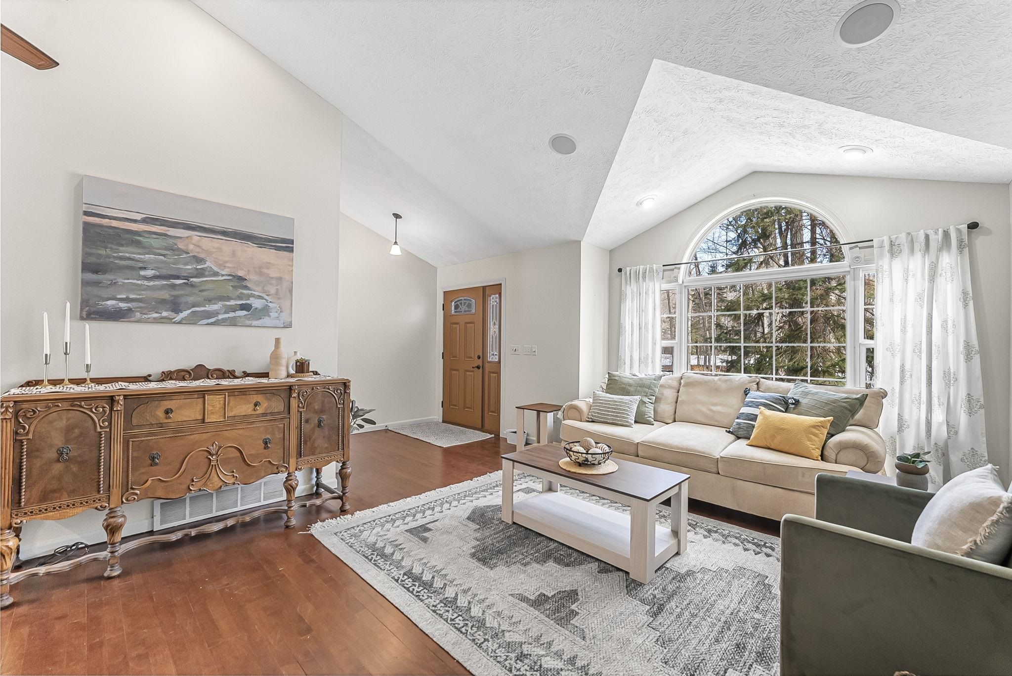 9685 Woodys Run, Traverse City, MI, 49684