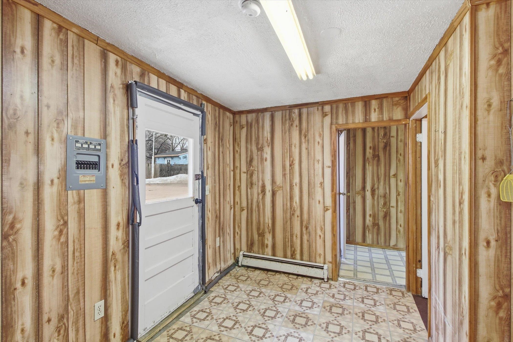 430 Bridge Avenue, Alma, MI, 48801