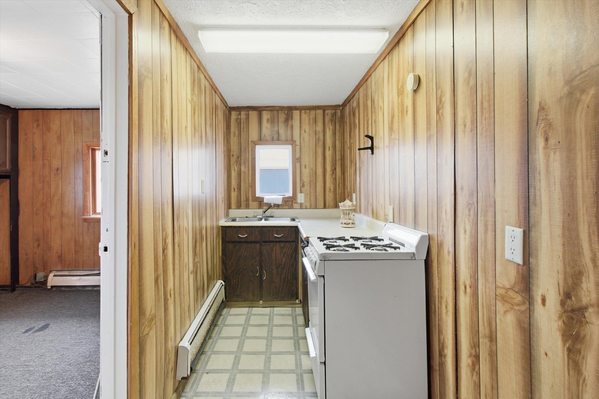 430 Bridge Avenue, Alma, MI, 48801