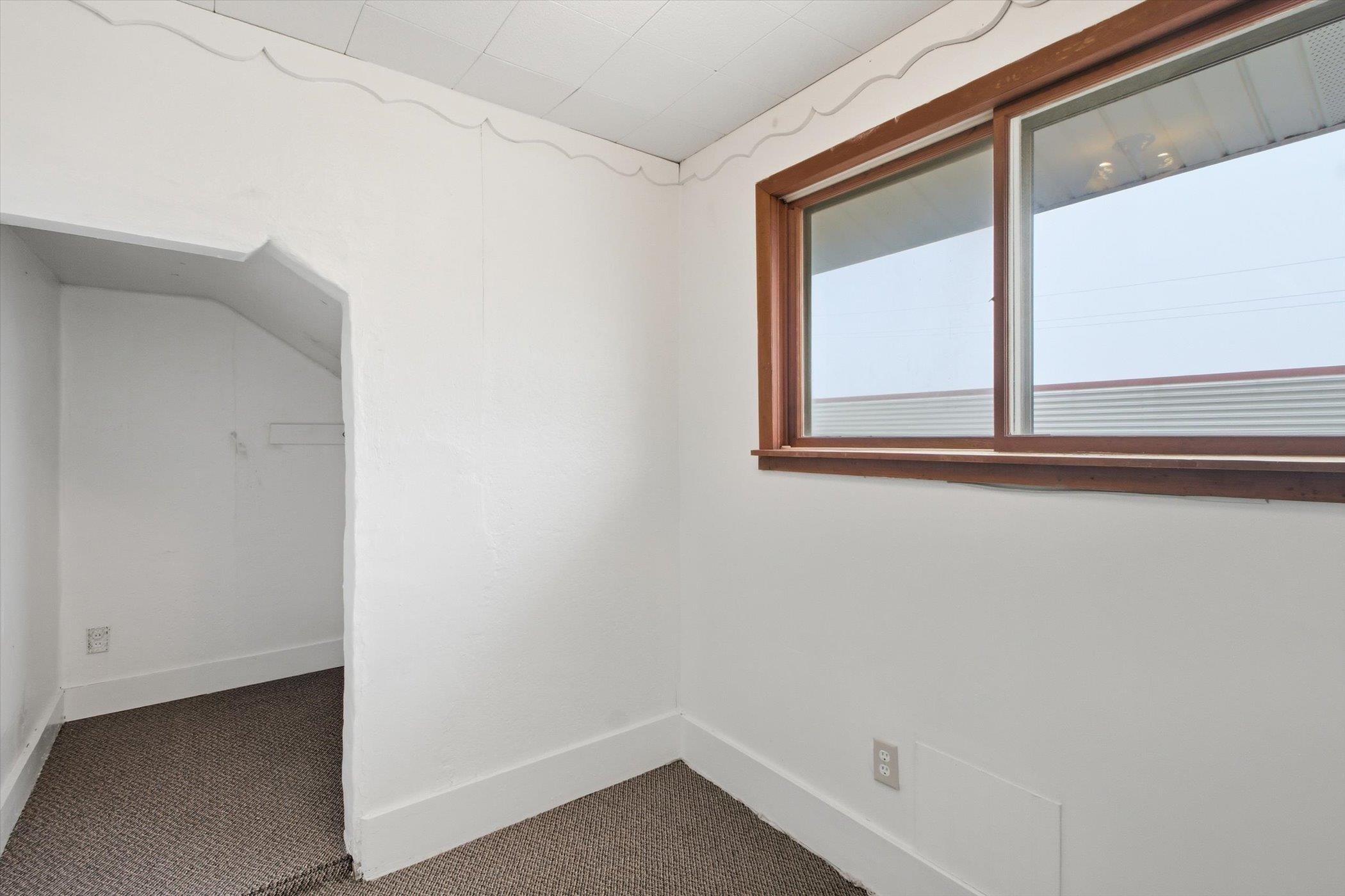 430 Bridge Avenue, Alma, MI, 48801