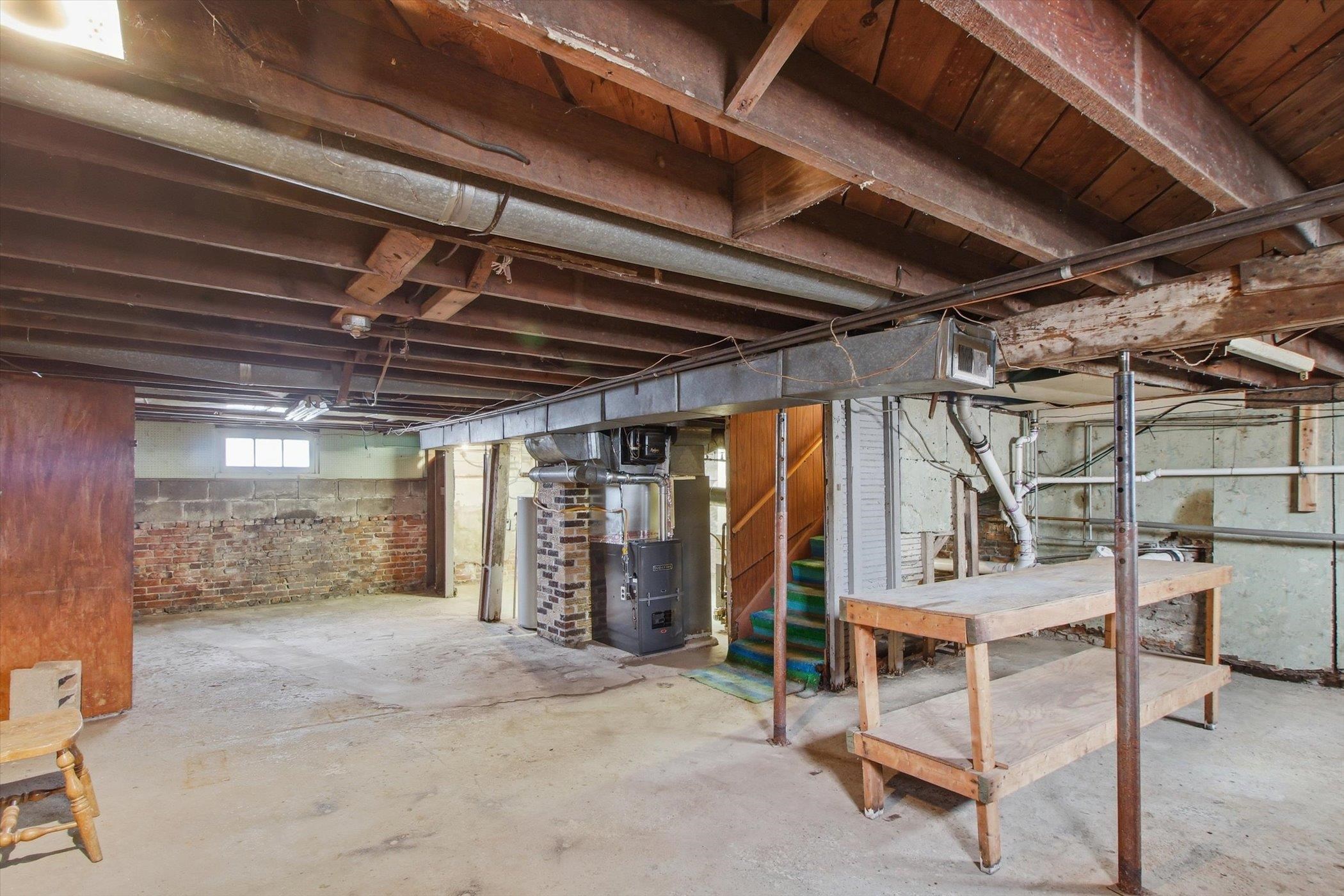 430 Bridge Avenue, Alma, MI, 48801