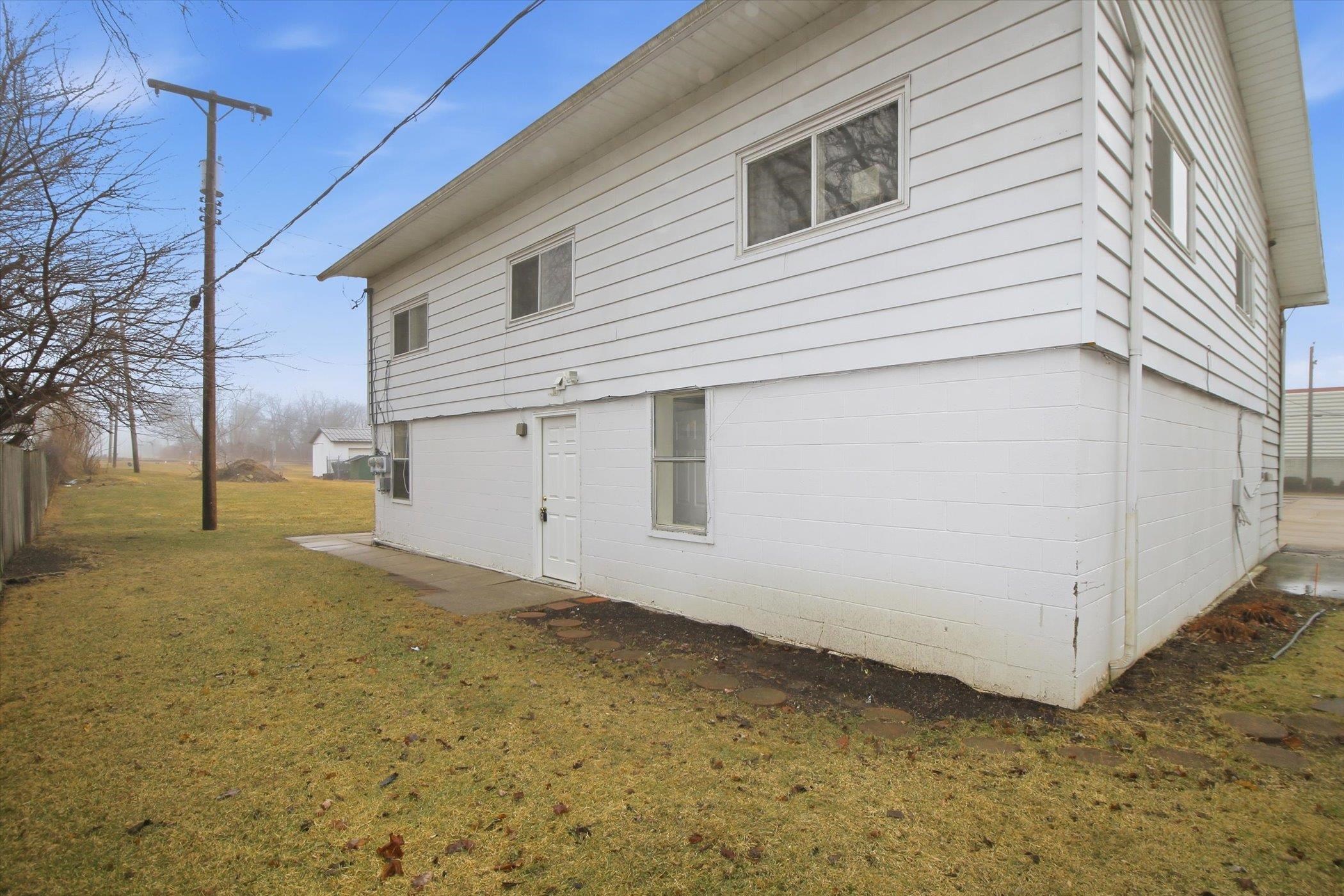 430 Bridge Avenue, Alma, MI, 48801