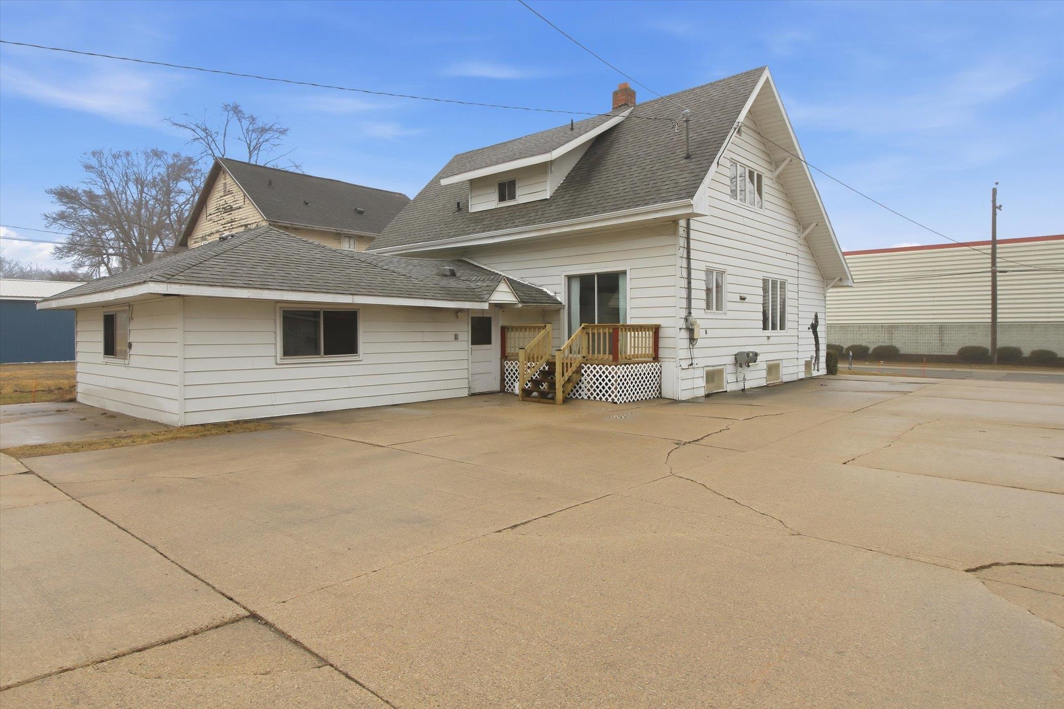 430 Bridge Avenue, Alma, MI, 48801