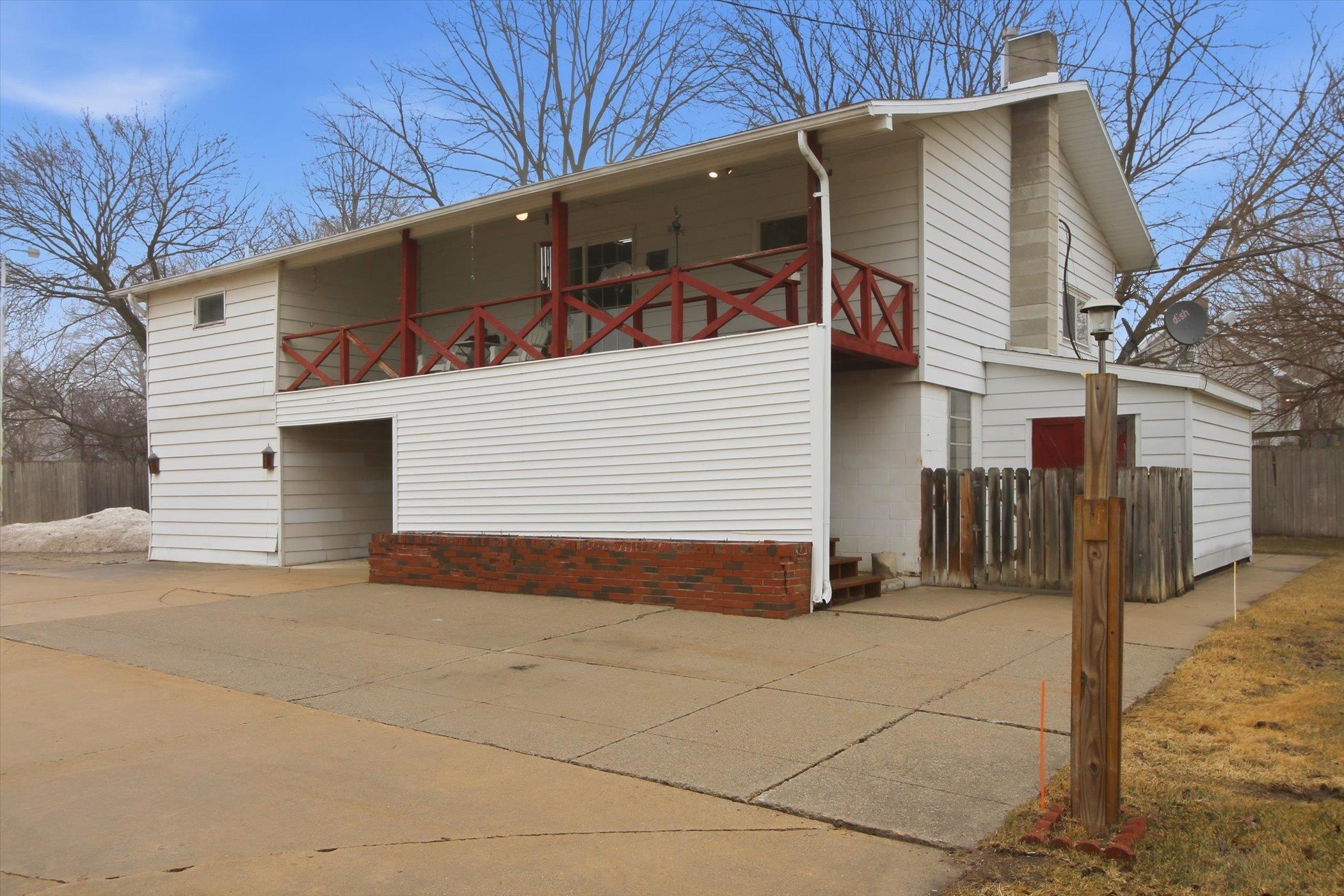 430 Bridge Avenue, Alma, MI, 48801