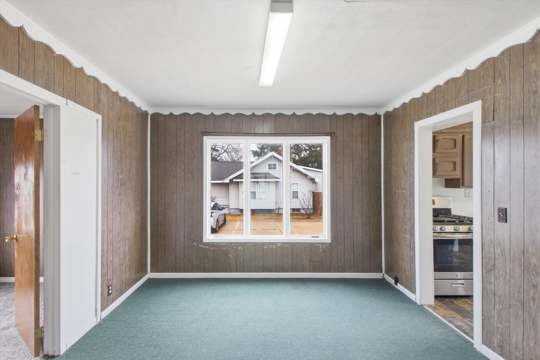 430 Bridge Avenue, Alma, MI, 48801