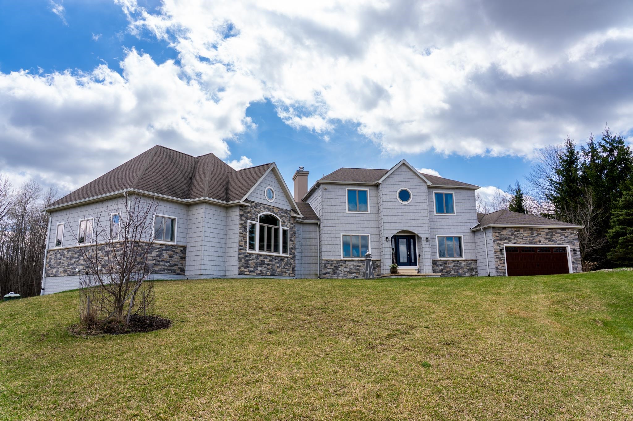 Bloomfield Hills, MI, 48301 3951