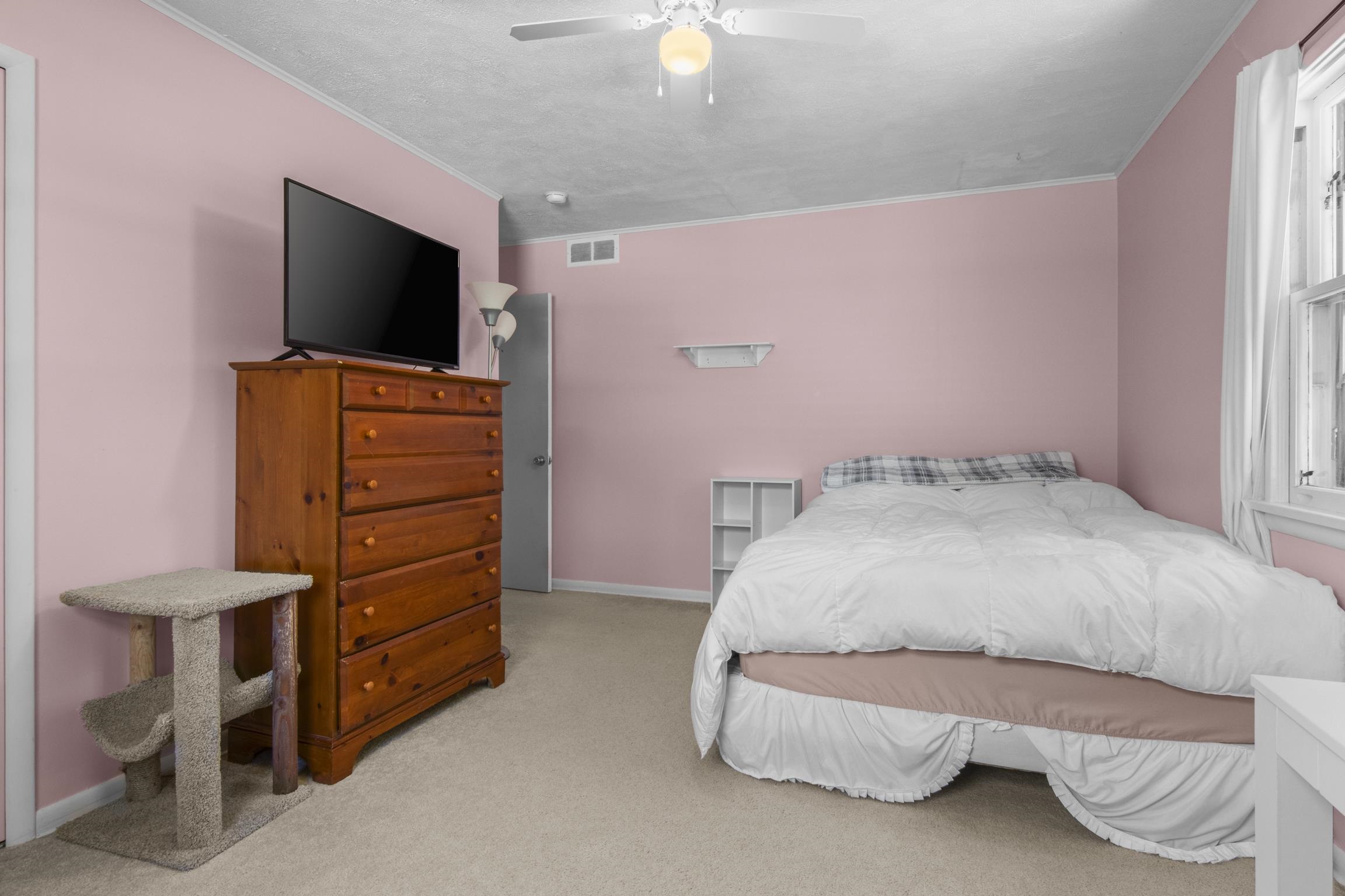 7023 Meadow Brooke Lane, Kewadin, MI, 49648-9702