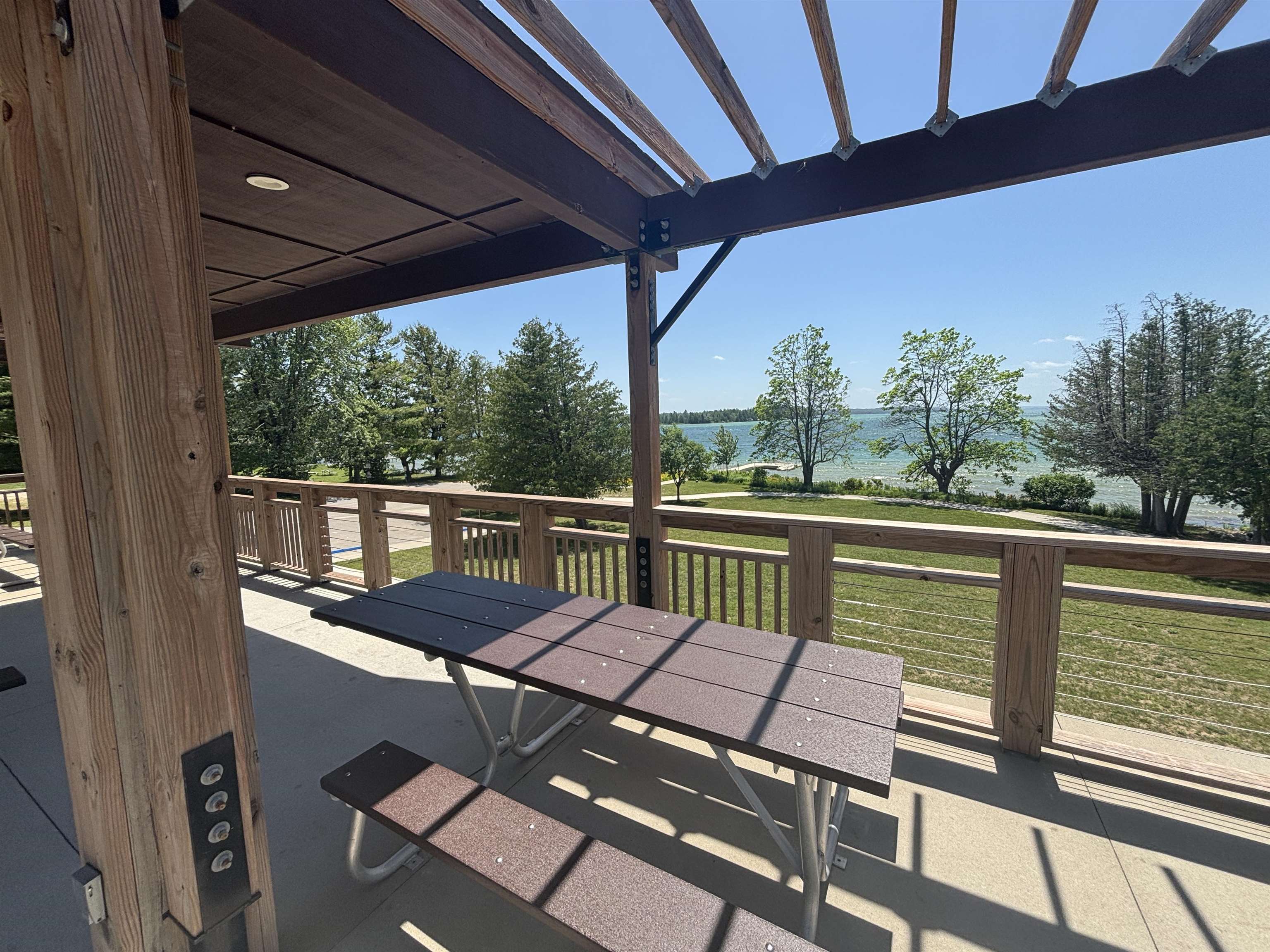 7023 Meadow Brooke Lane, Kewadin, MI, 49648-9702