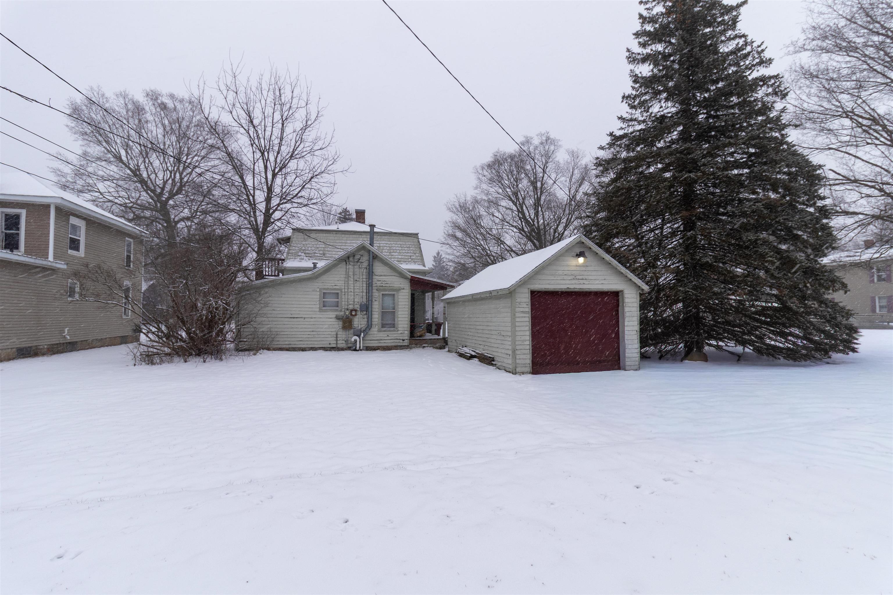 Homes for sale in Mt Pleasant City Isabella, MI | 628 Oak, Mt Pleasant City Isabella, MI 48858 | MLS# 79080064959