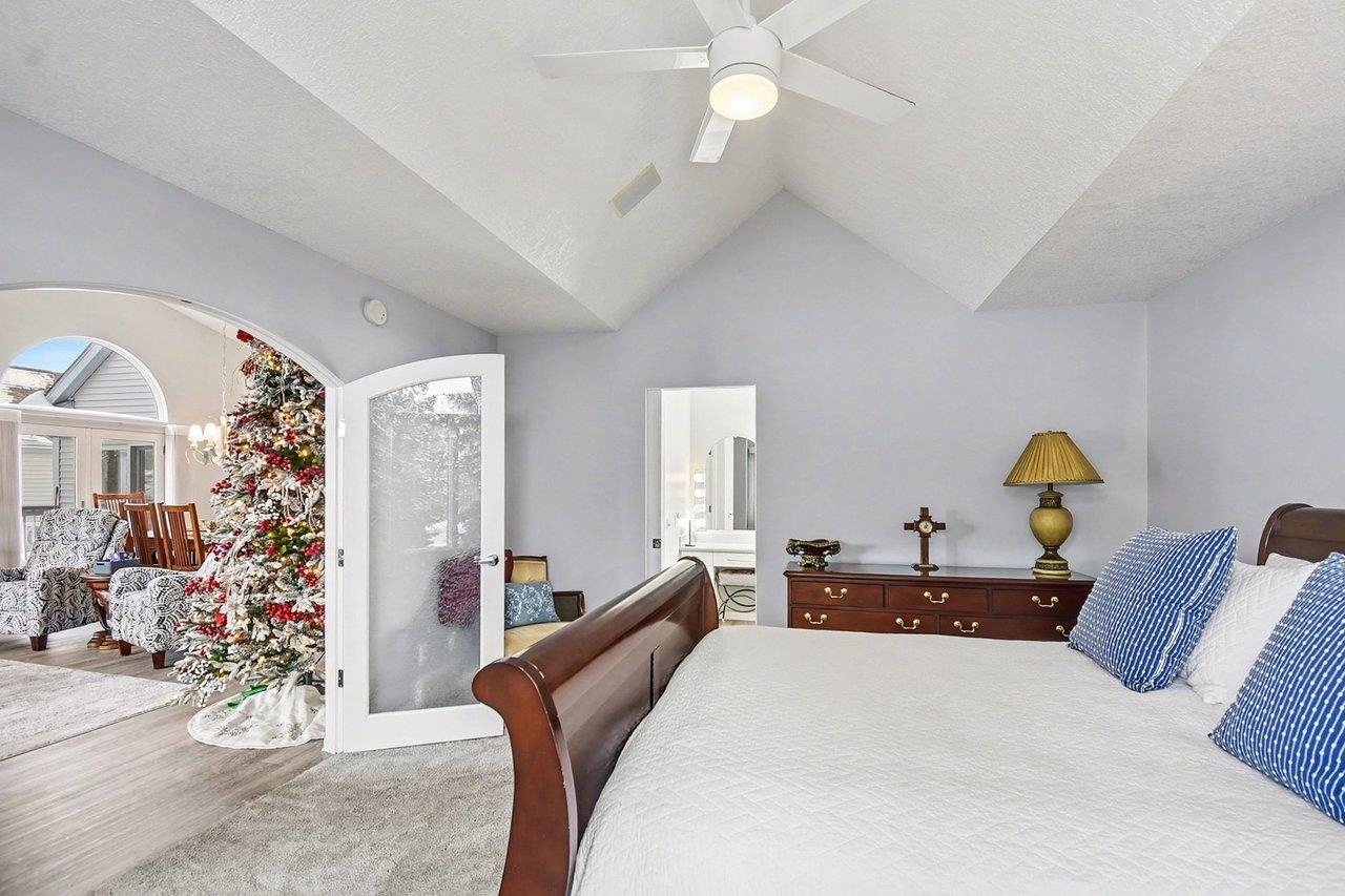 5620 W Spring Knoll Drive, Bay City, MI, 48706