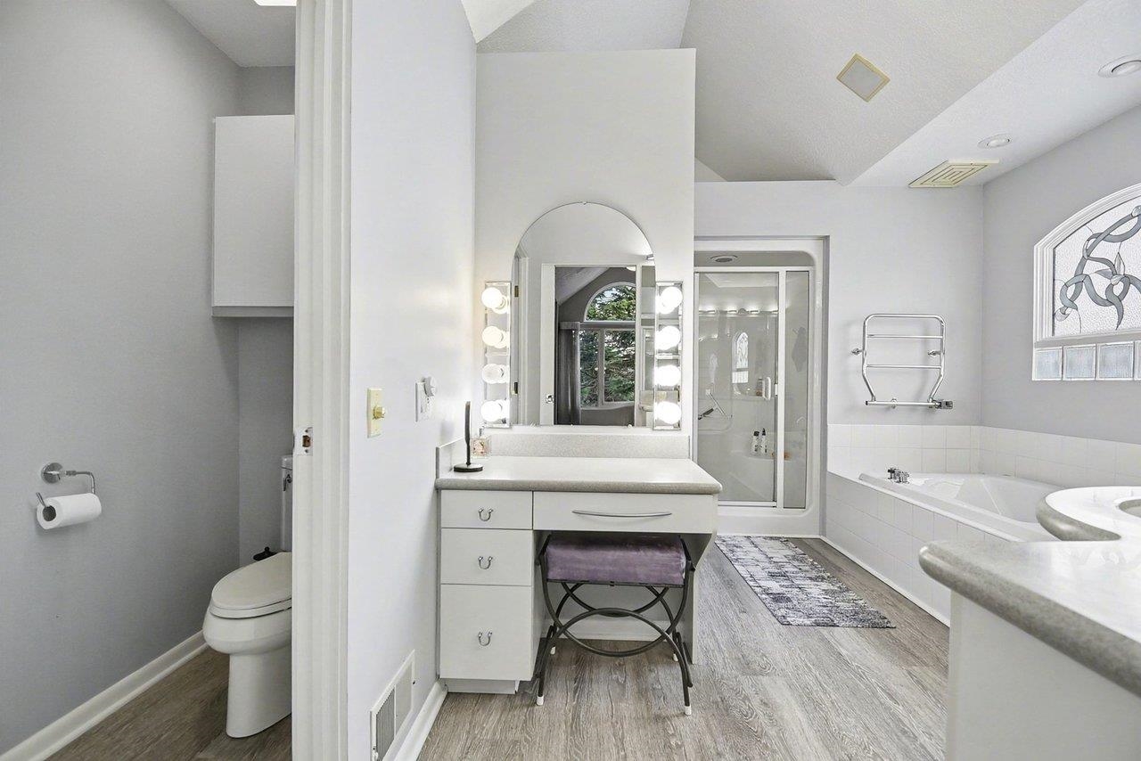 5620 W Spring Knoll Drive, Bay City, MI, 48706