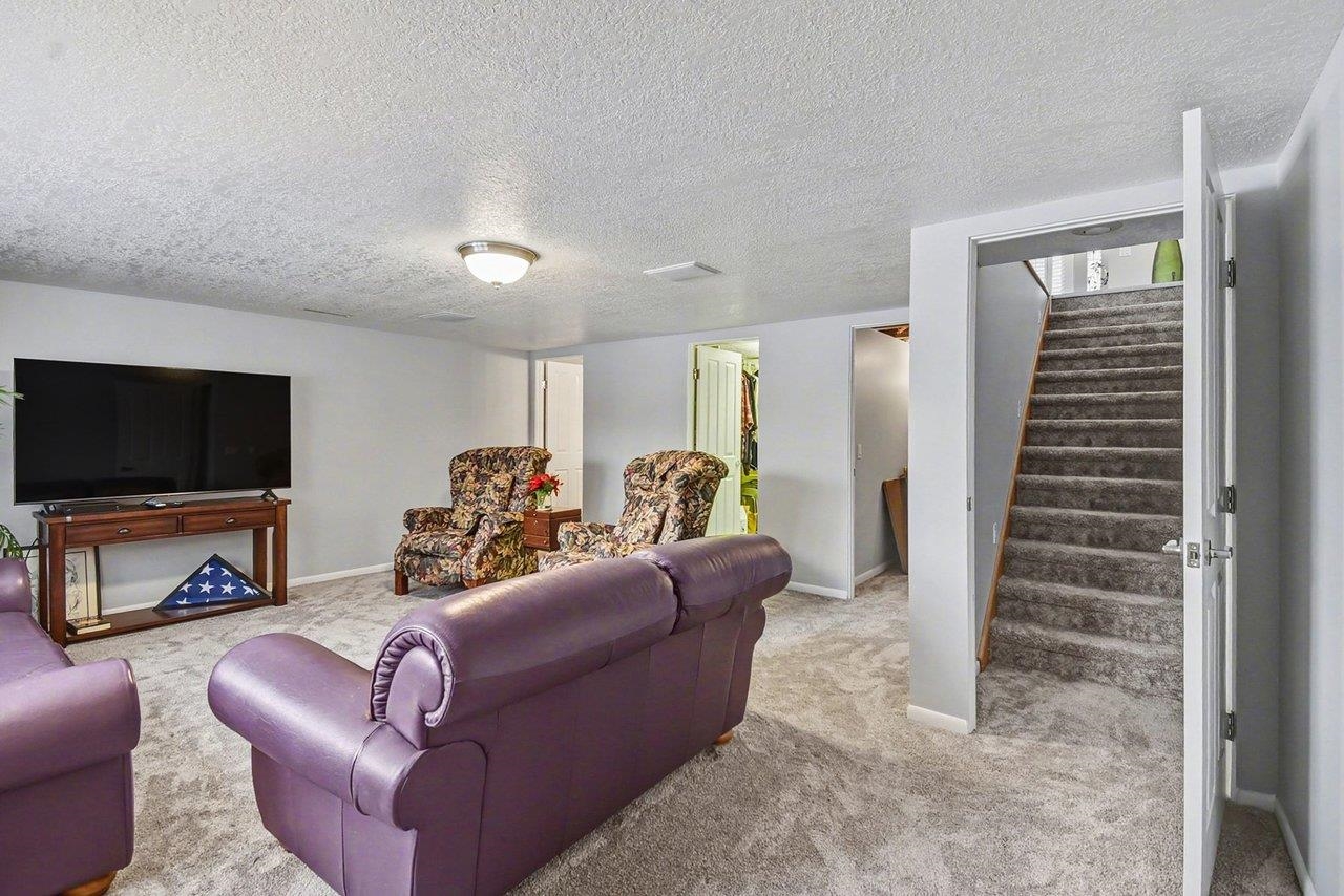 5620 W Spring Knoll Drive, Bay City, MI, 48706