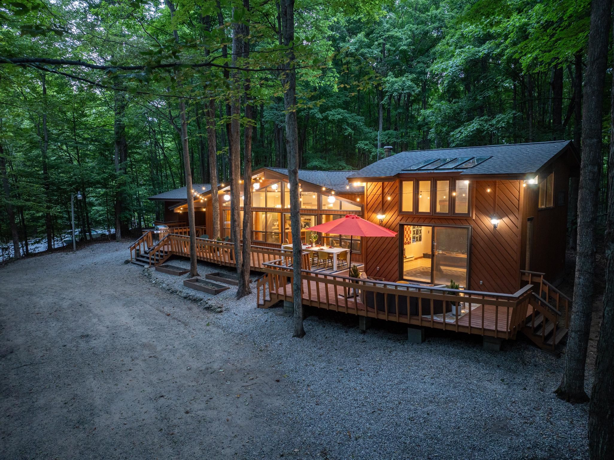 5811 East Village Drive, Bellaire, MI, 49615