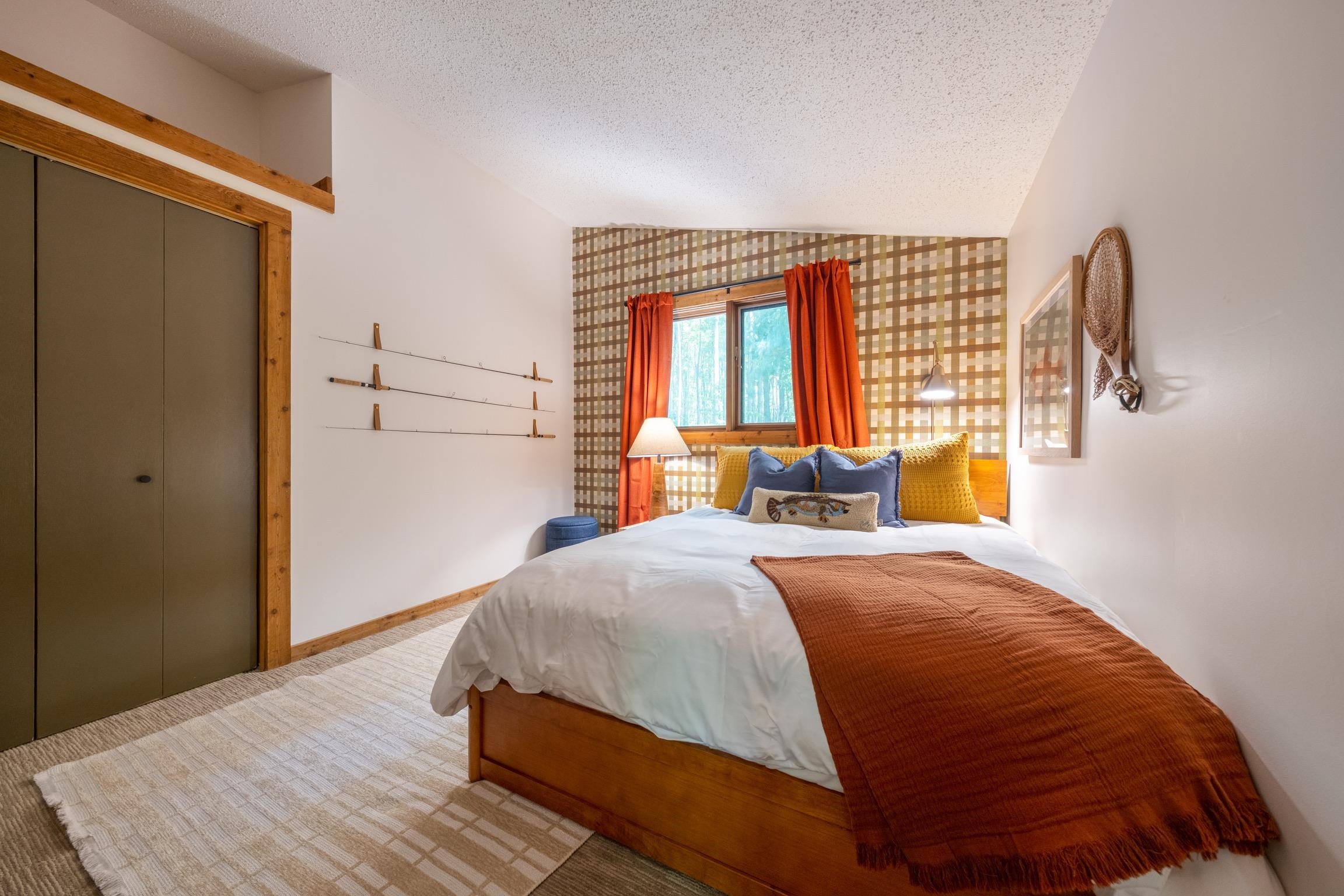 5811 East Village Drive, Bellaire, MI, 49615