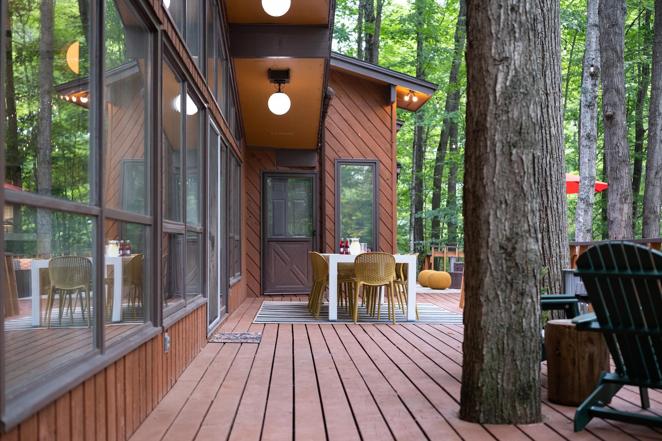 5811 East Village Drive, Bellaire, MI, 49615