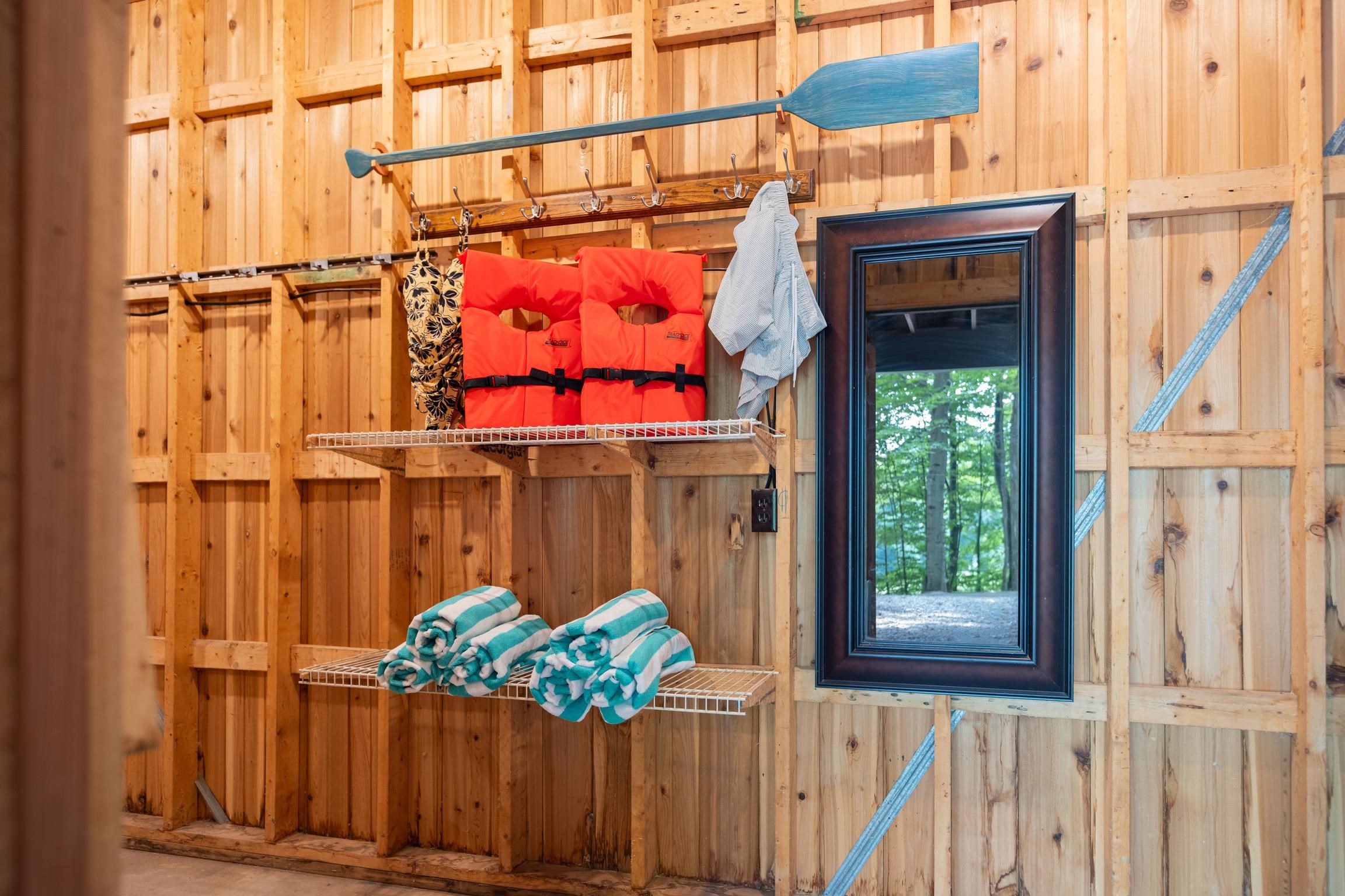 5811 East Village Drive, Bellaire, MI, 49615