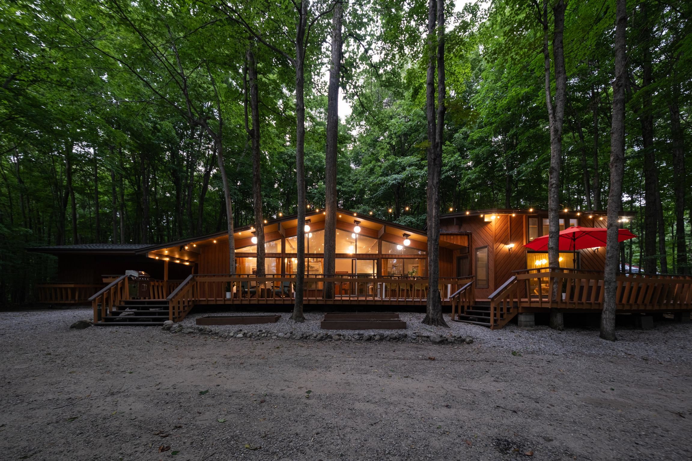 5811 East Village Drive, Bellaire, MI, 49615