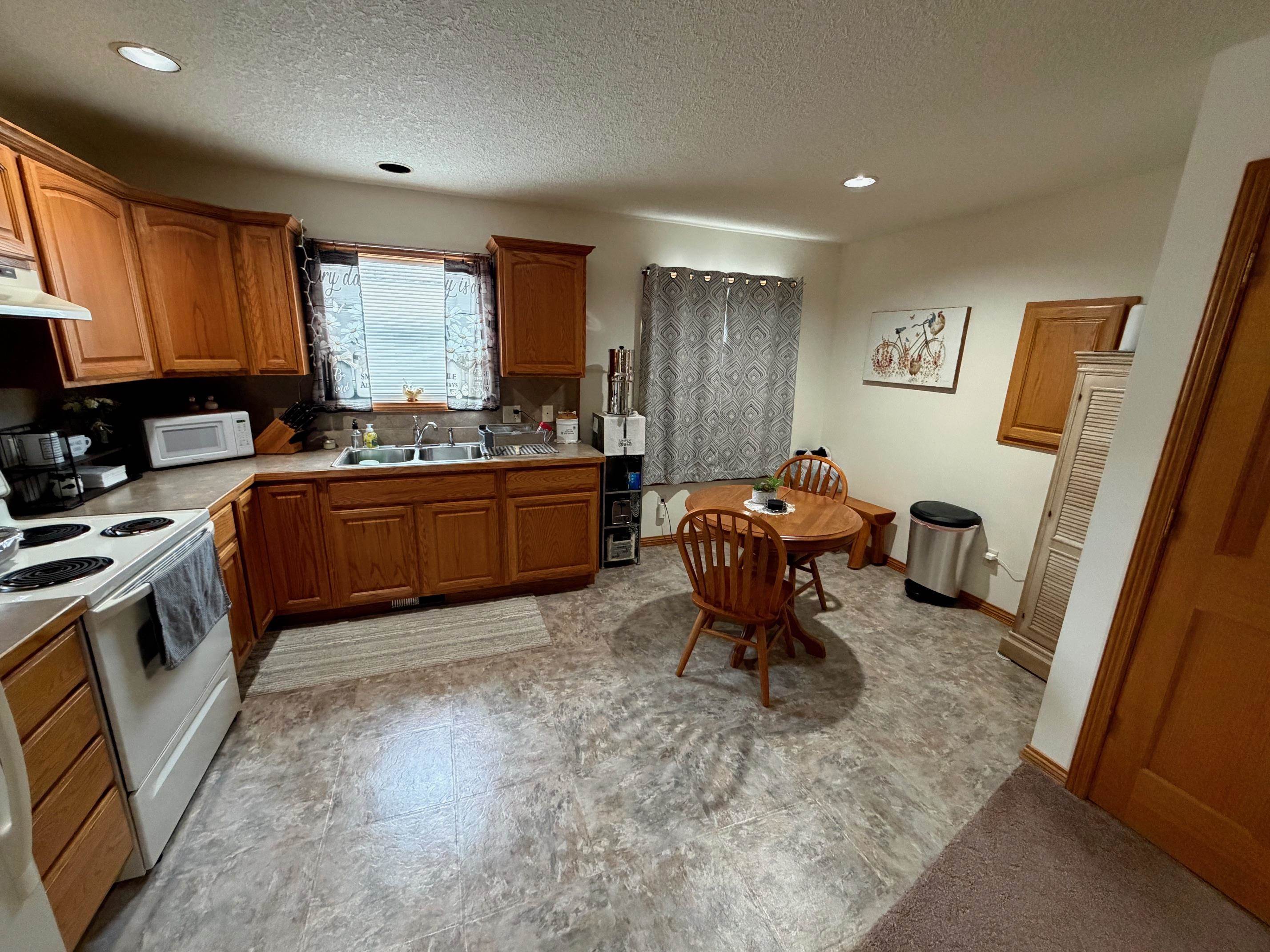 Homes for sale in Shepherd, MI | 465 W Wright Ave, Shepherd, MI 48883 | MLS# 80065116