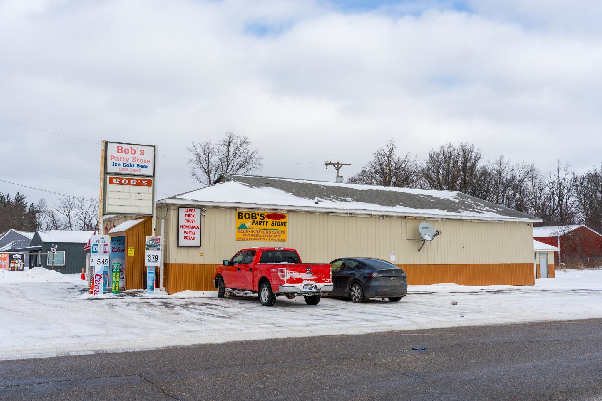 4012 N Clare Avenue, Harrison, MI, 48625-8601