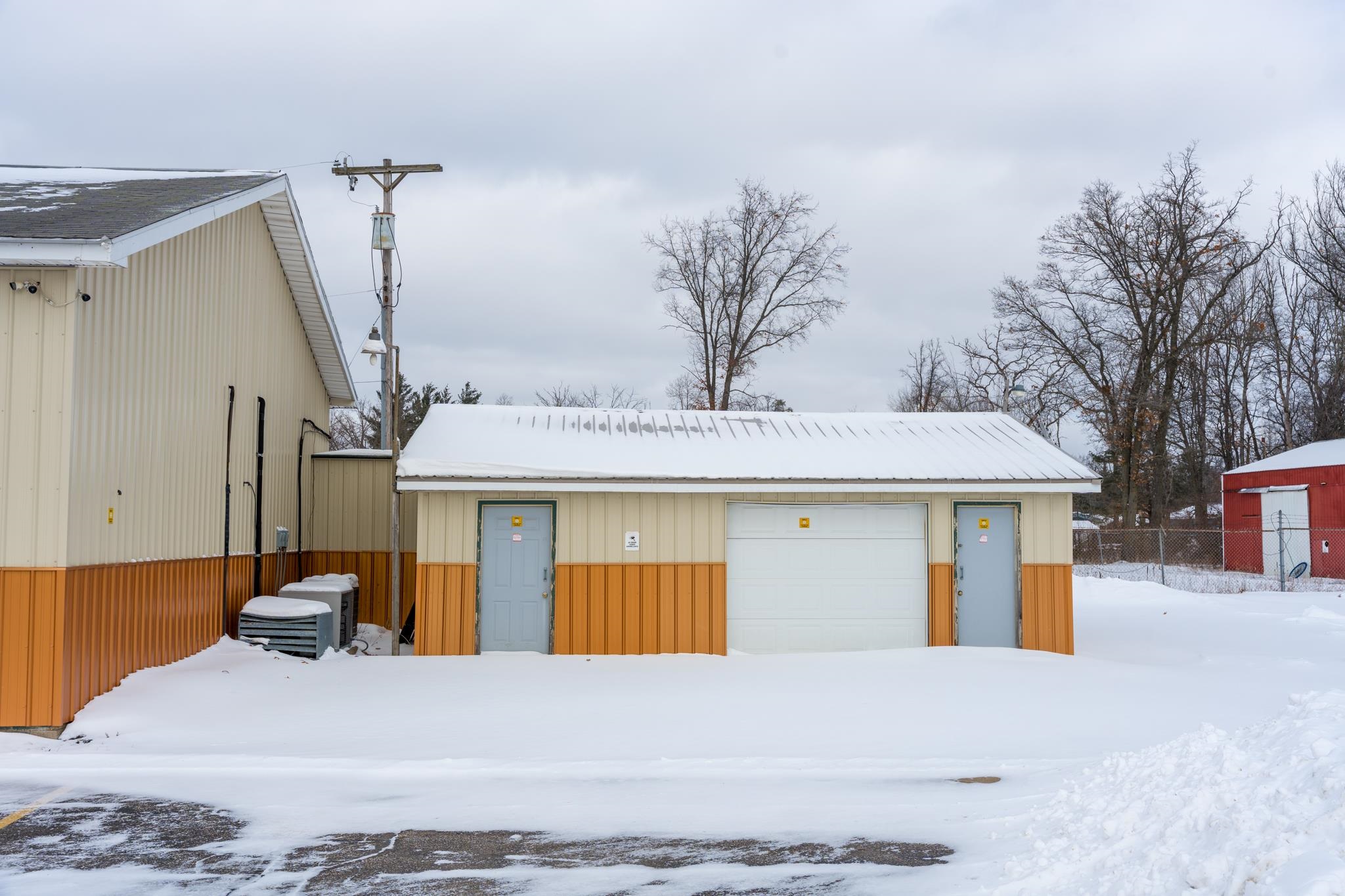 4012 N Clare Avenue, Harrison, MI, 48625-8601