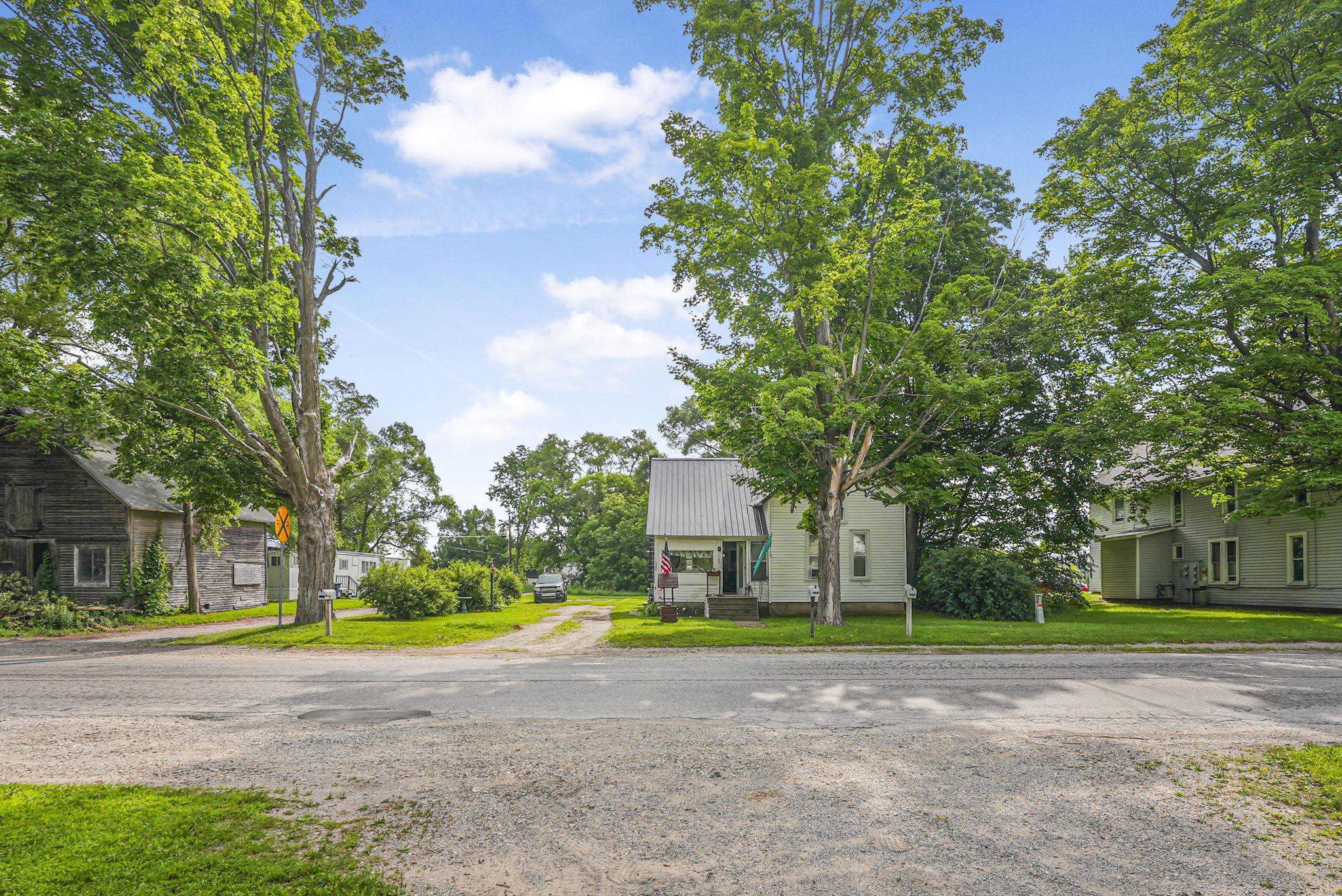 1583 State Street photo 23