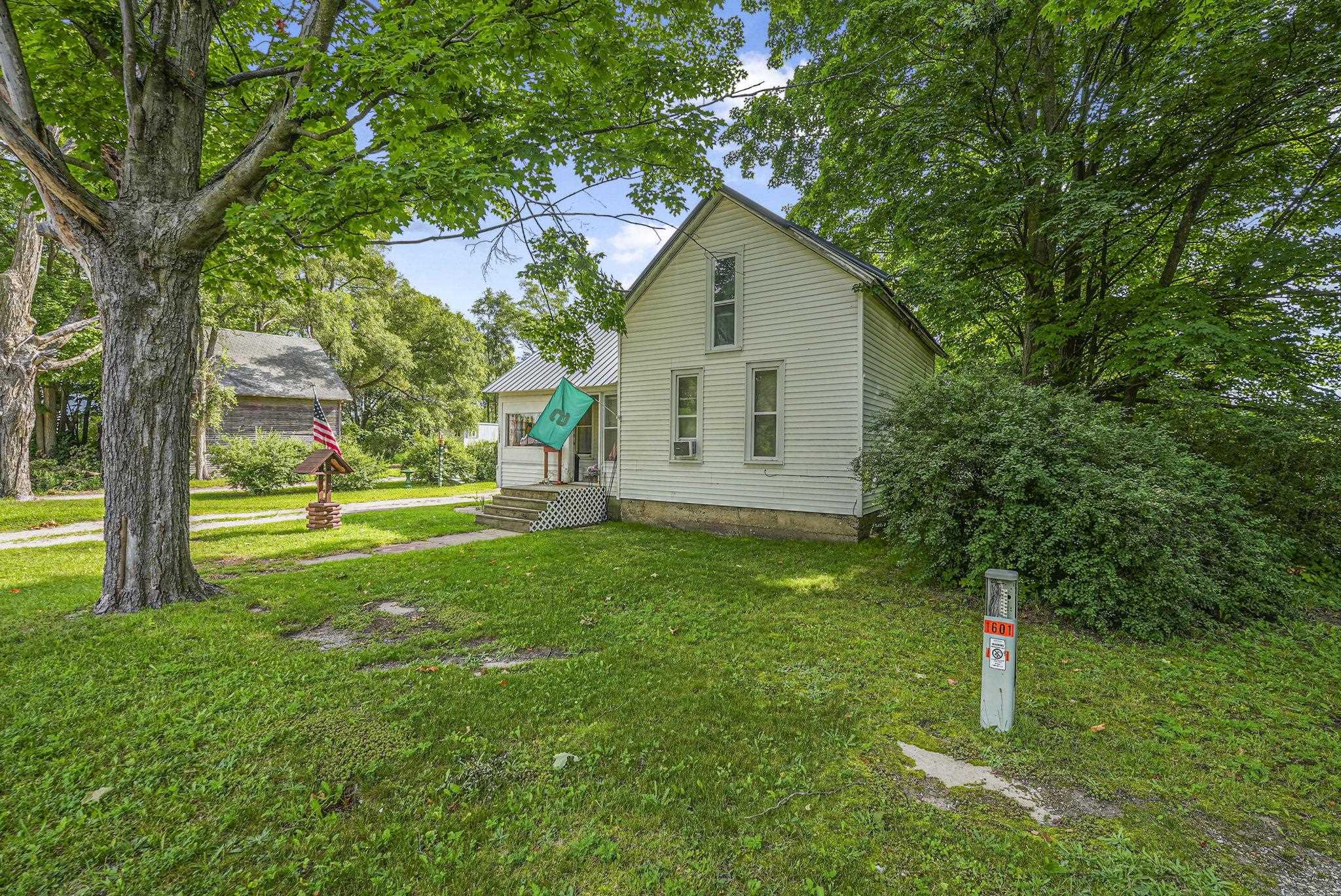 1583 State Street photo 29