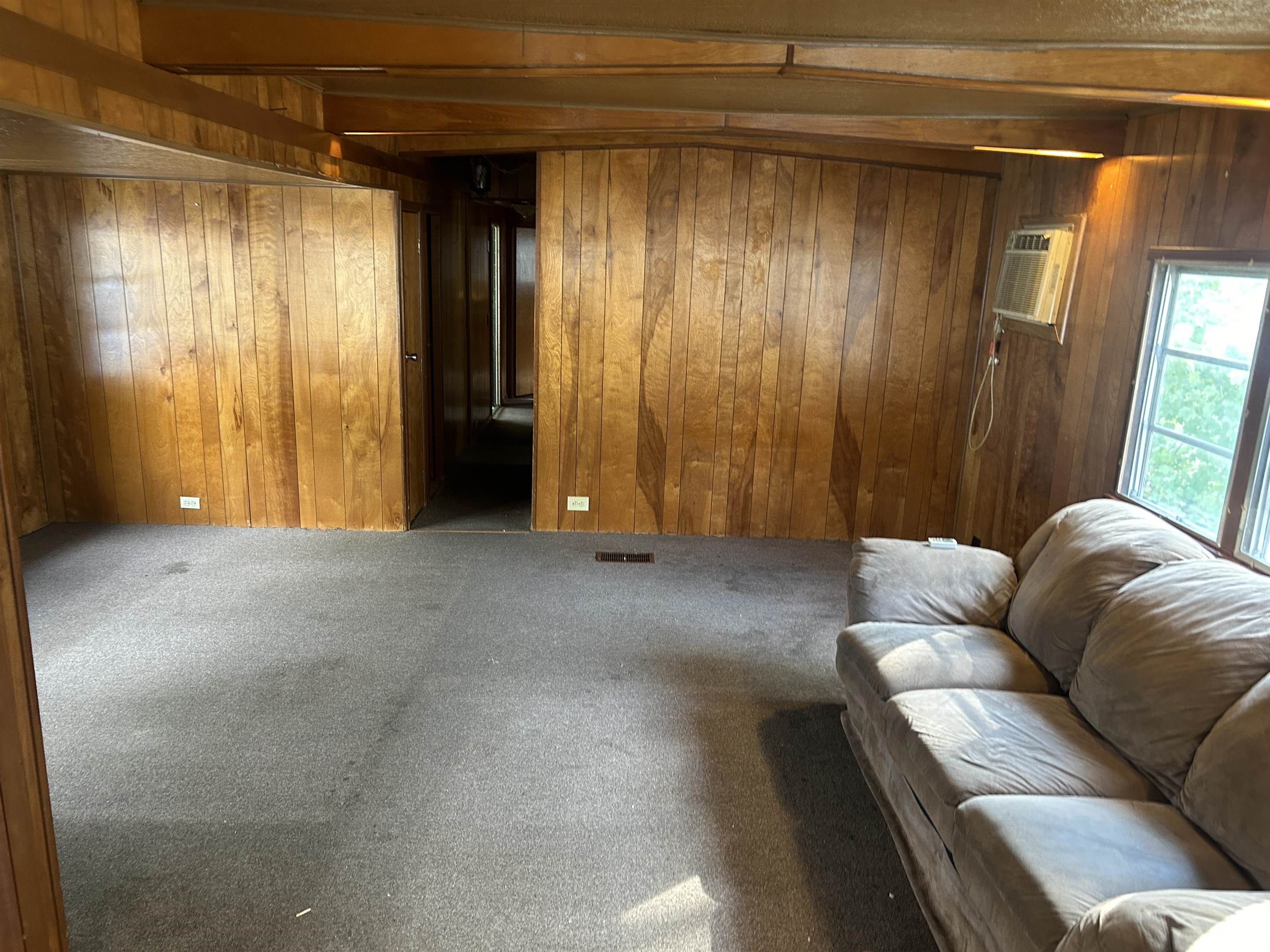 832 Manor Lane, Traverse City, MI, 49686