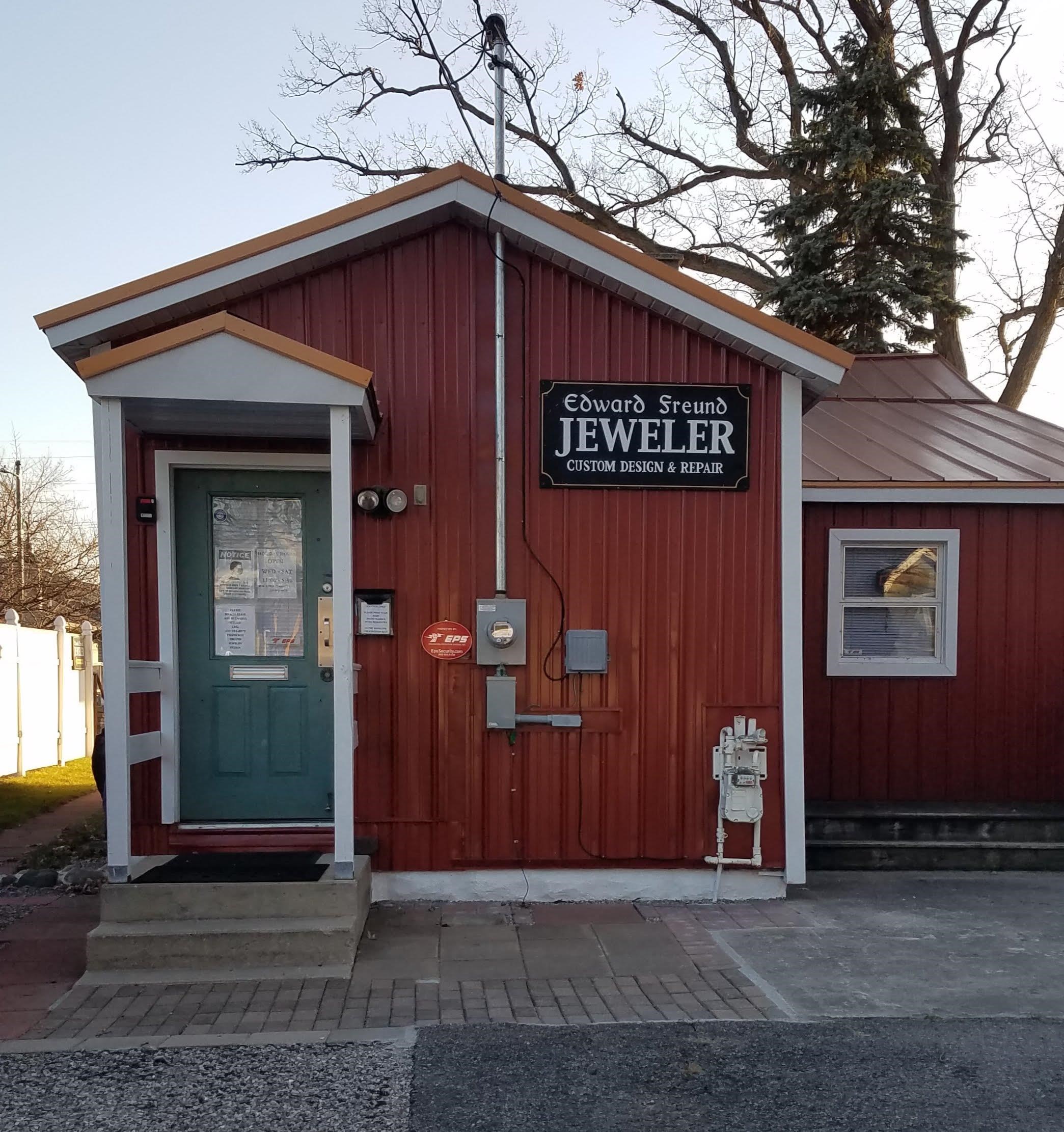 517 E Eighth Street, Traverse City, MI, 49686