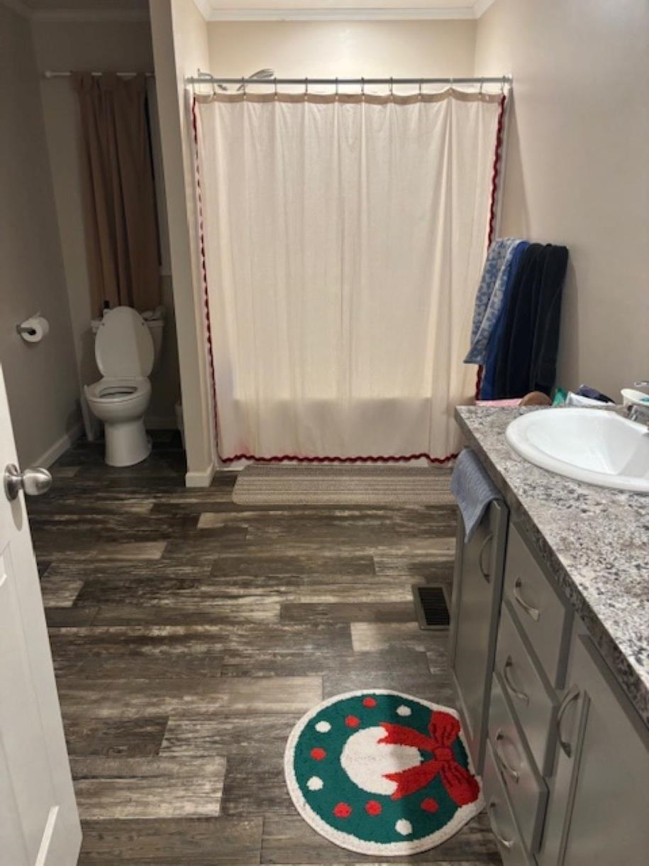 Homes for sale in Traverse City, MI | 2087 Leisure Ln, Traverse City, MI 49686 | MLS# 80065278