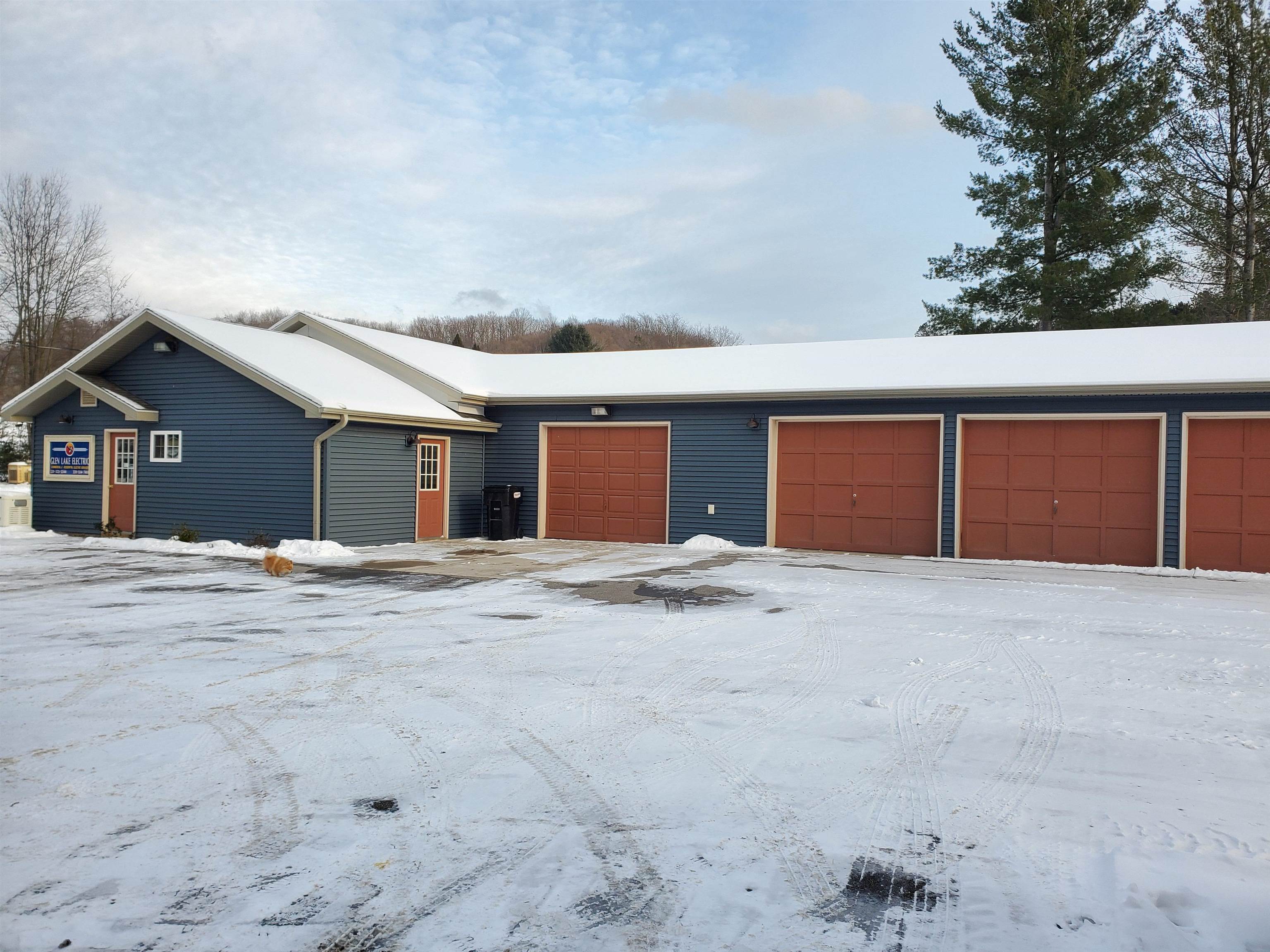 2191 Valley Road, Honor, MI, 49640
