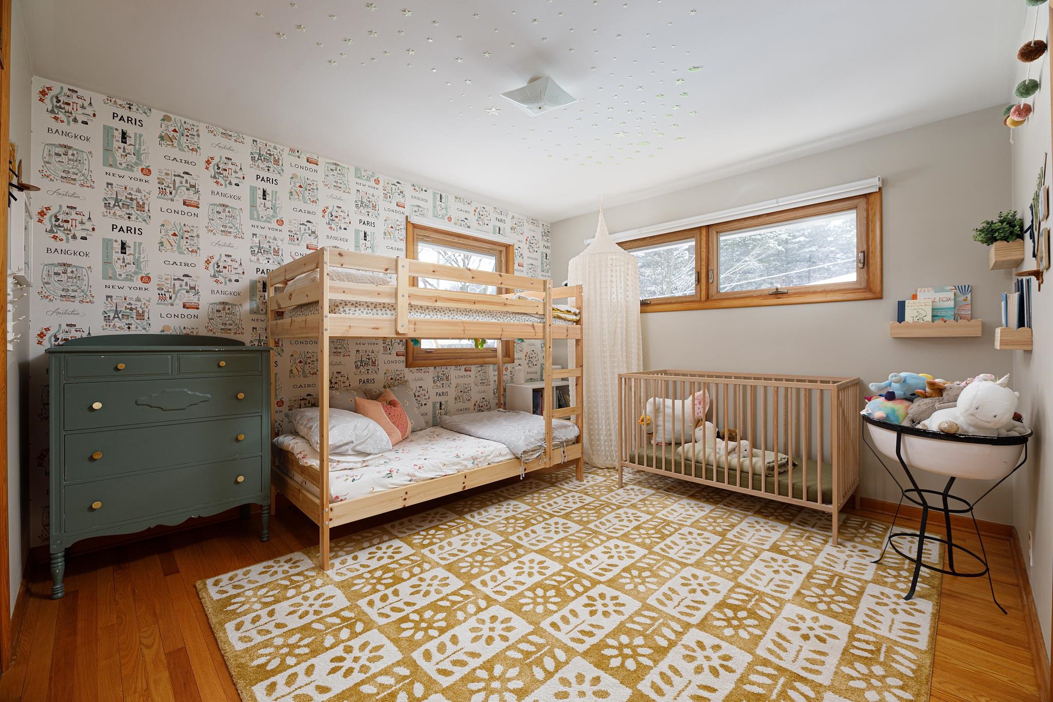 Traverse City, MI, 49684