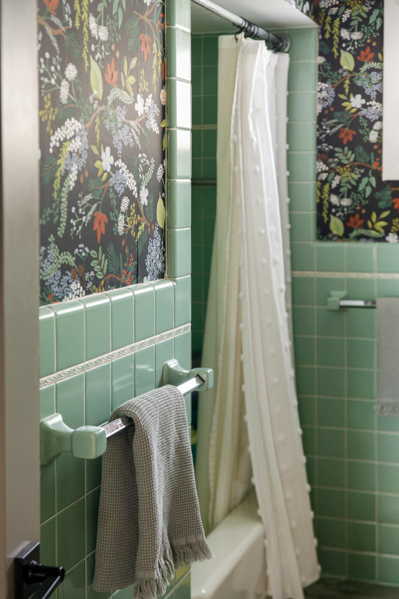 Traverse City, MI, 49684