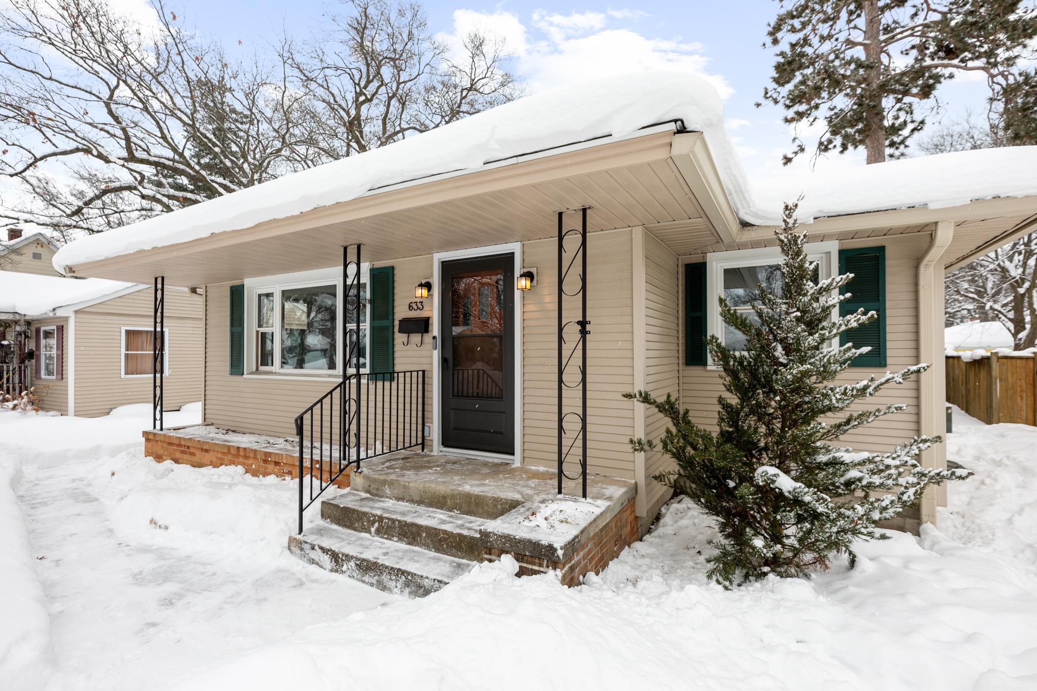 Traverse City, MI, 49684