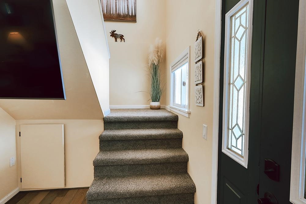 510 W Hurlbut, Charlevoix, MI, 49720