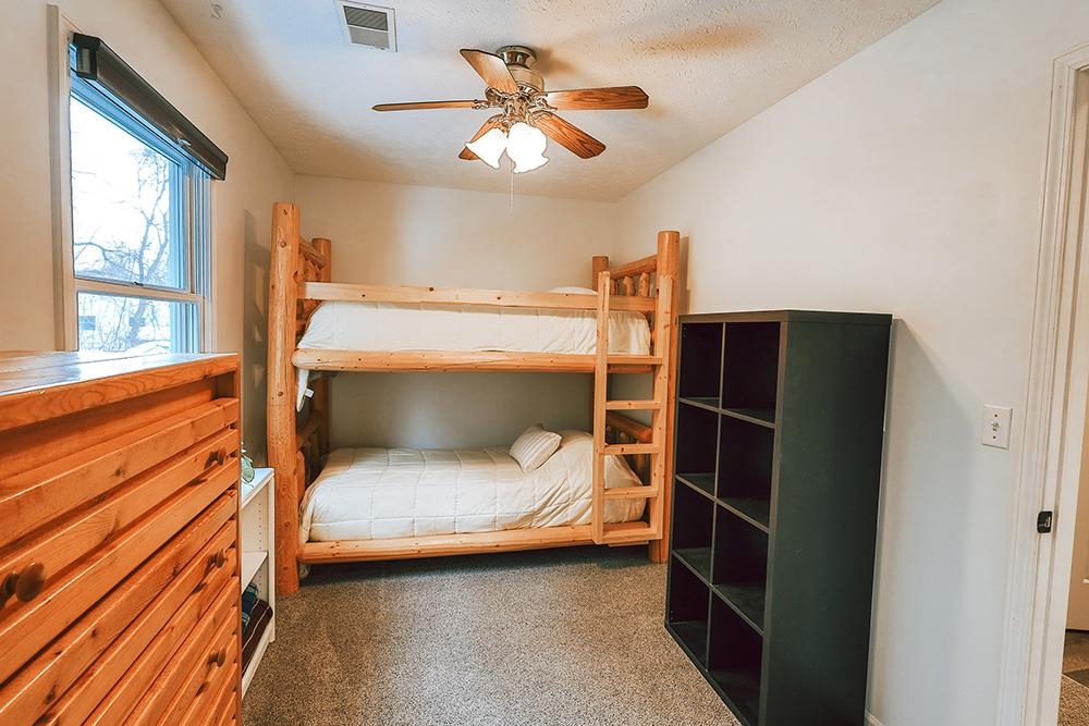 510 W Hurlbut, Charlevoix, MI, 49720