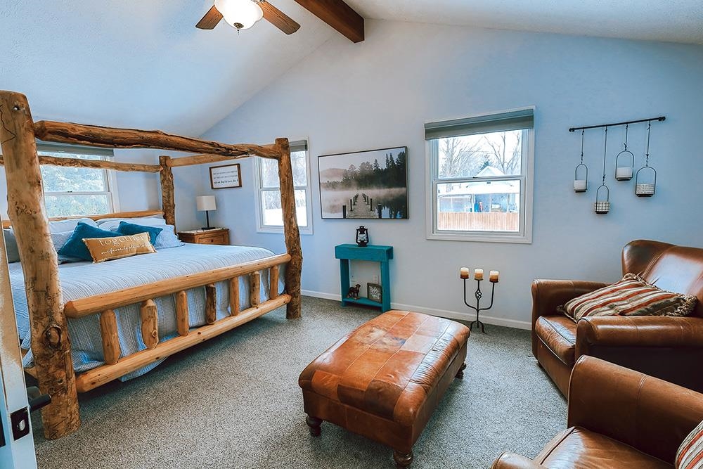 510 W Hurlbut, Charlevoix, MI, 49720