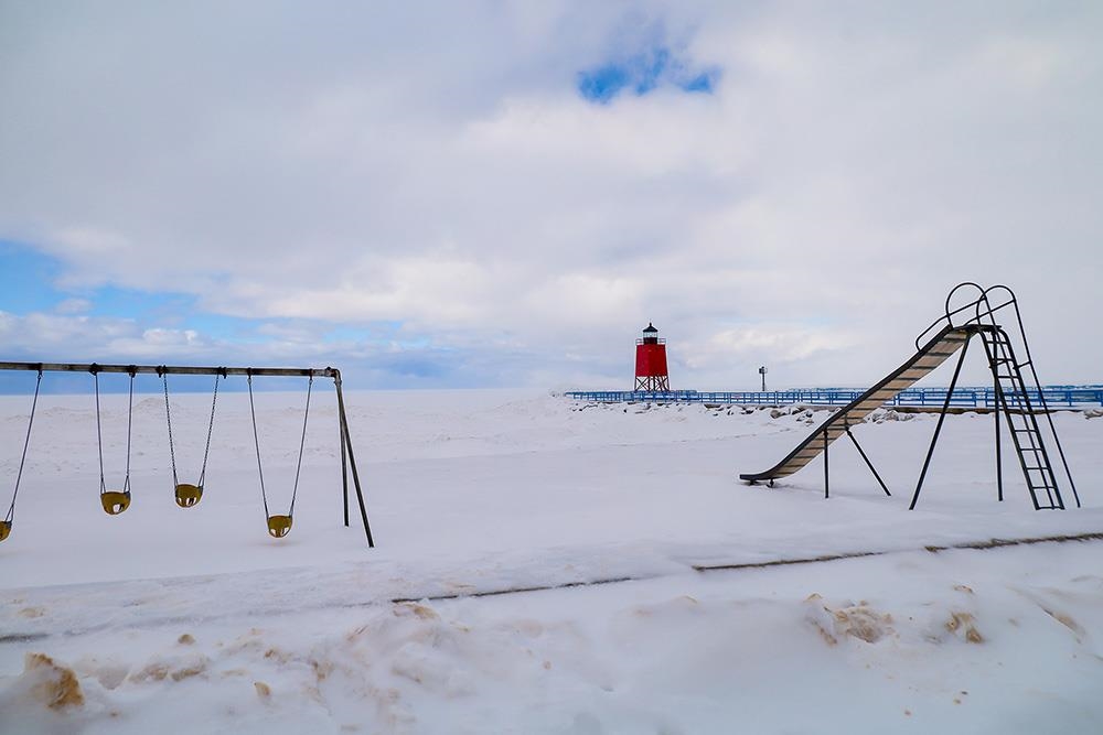 510 W Hurlbut, Charlevoix, MI, 49720