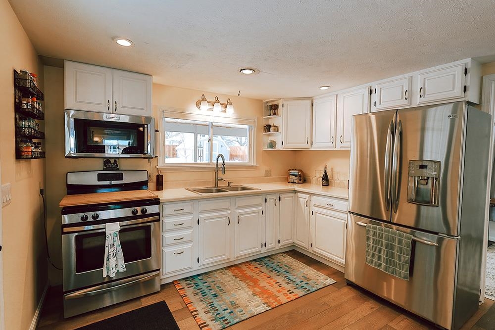 510 W Hurlbut, Charlevoix, MI, 49720