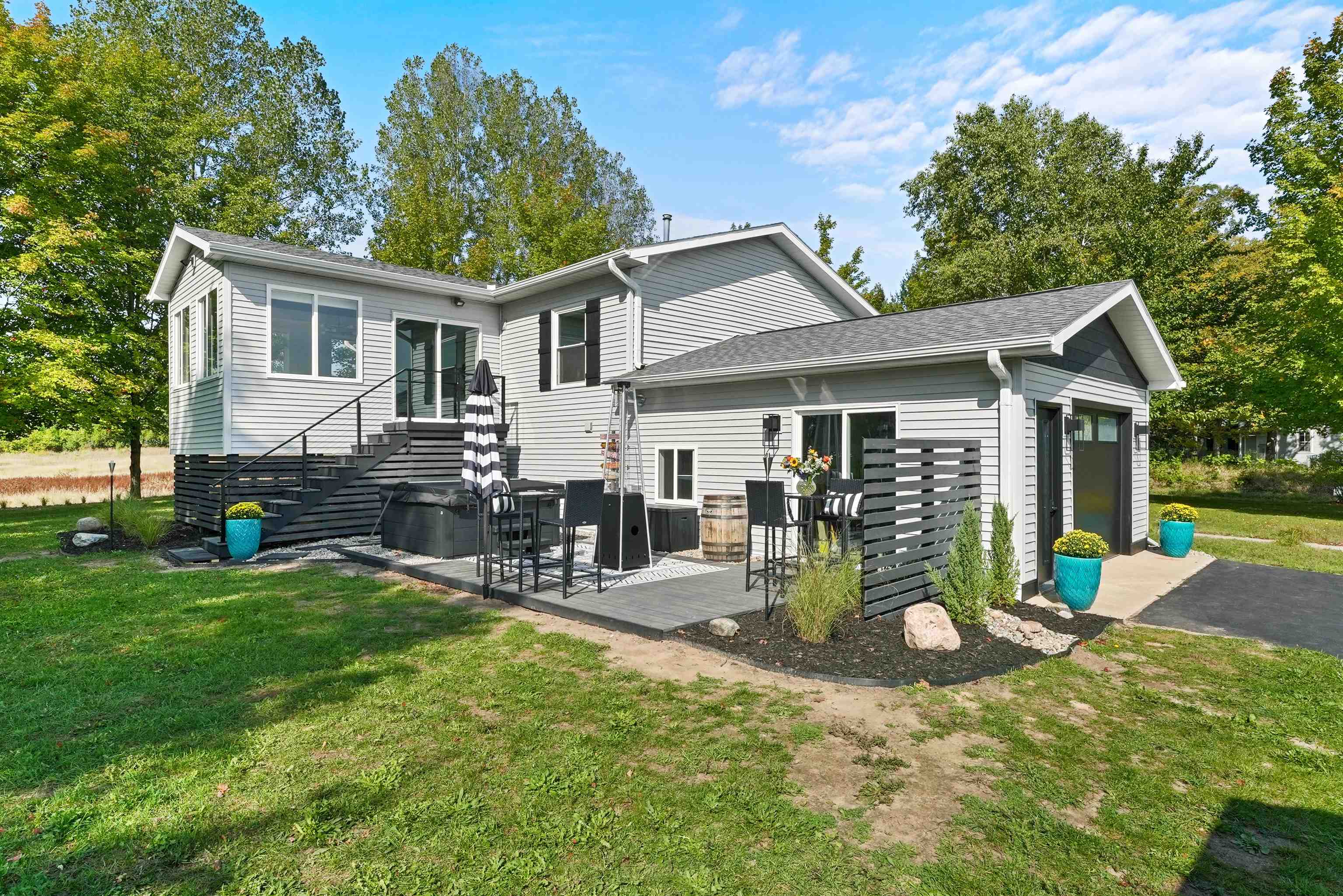 11417 N Shore Drive, Lake, MI, 48632