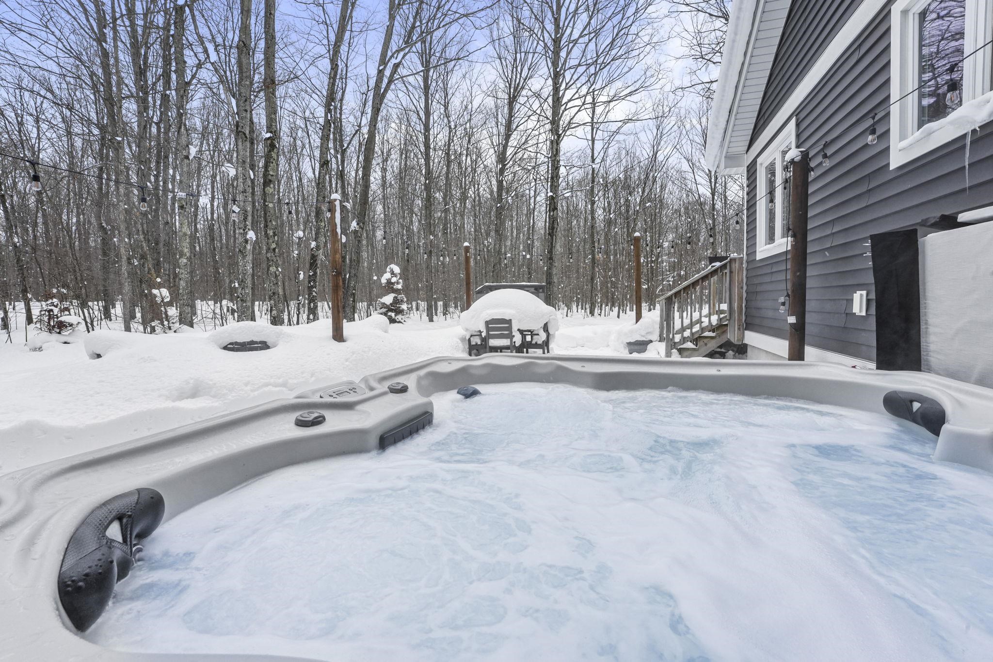 Interlochen, MI, 49643