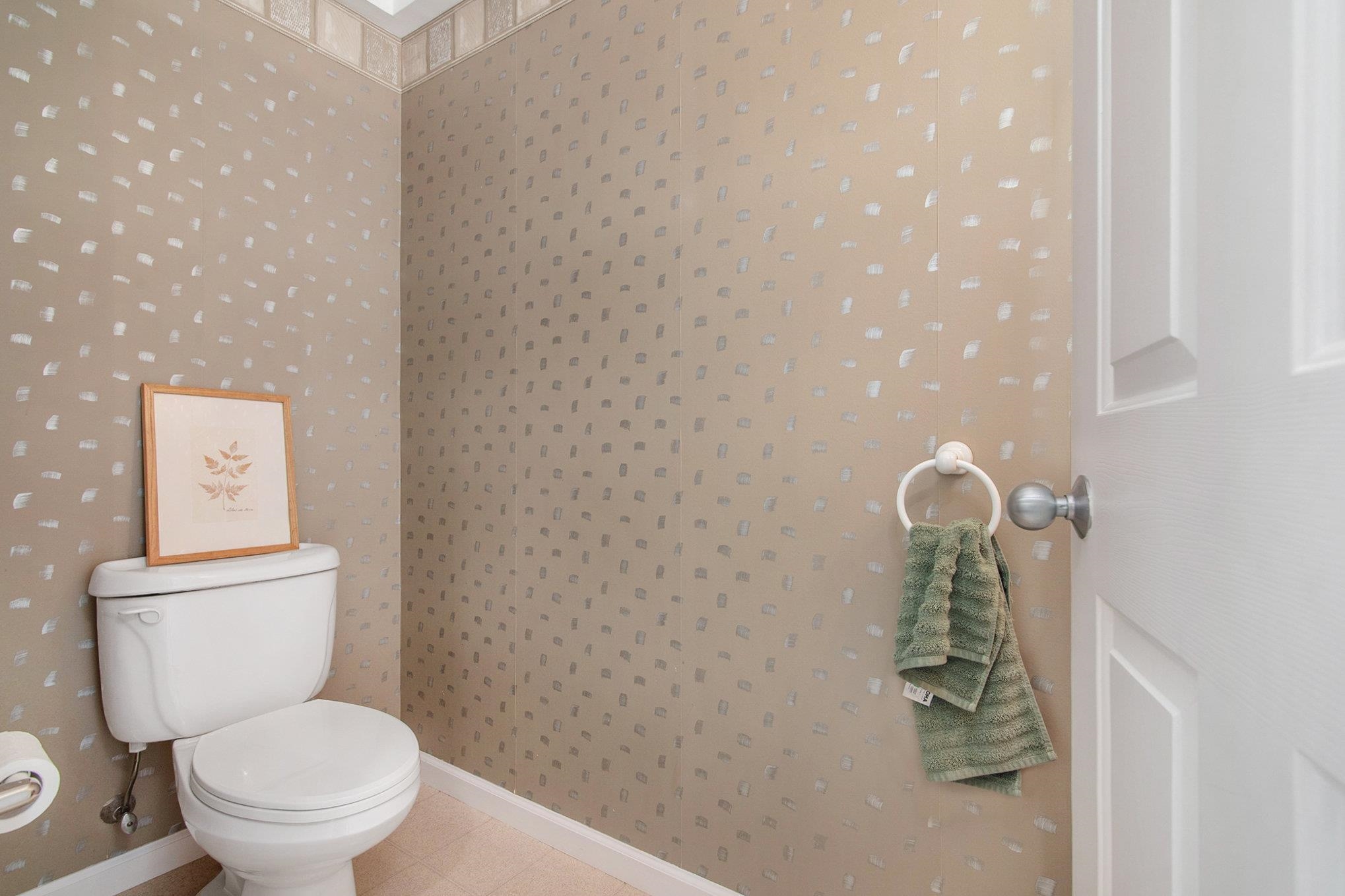 Traverse City, MI, 49686