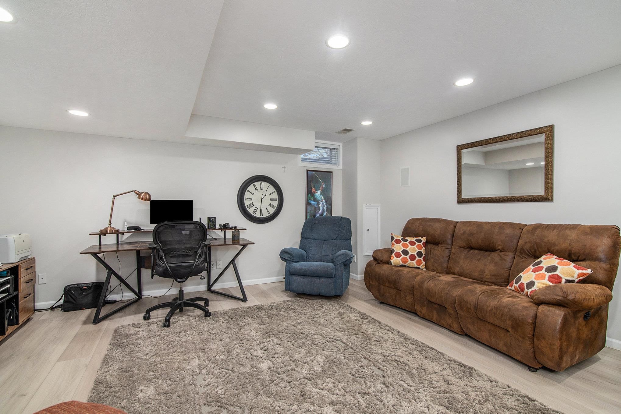 Traverse City, MI, 49686