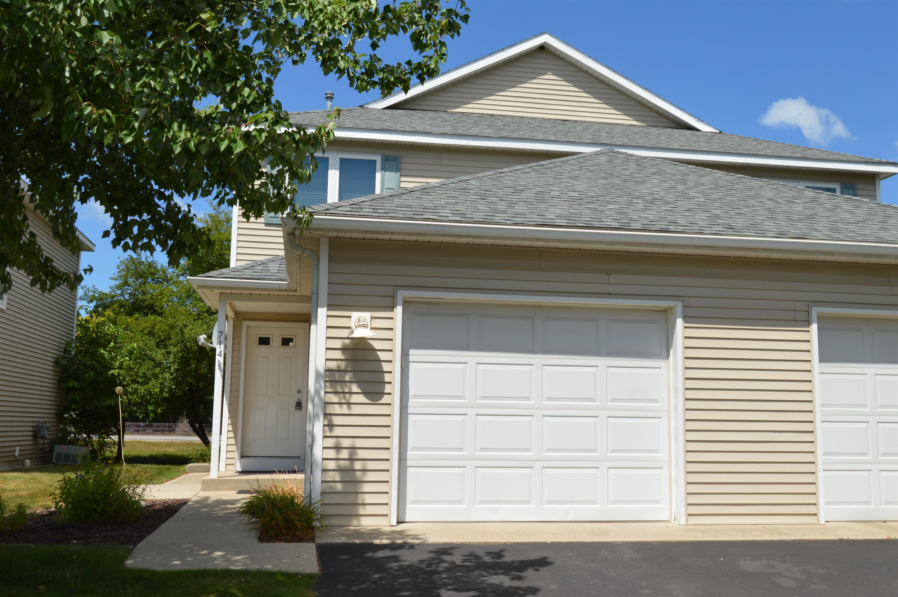 Traverse City, MI, 49686