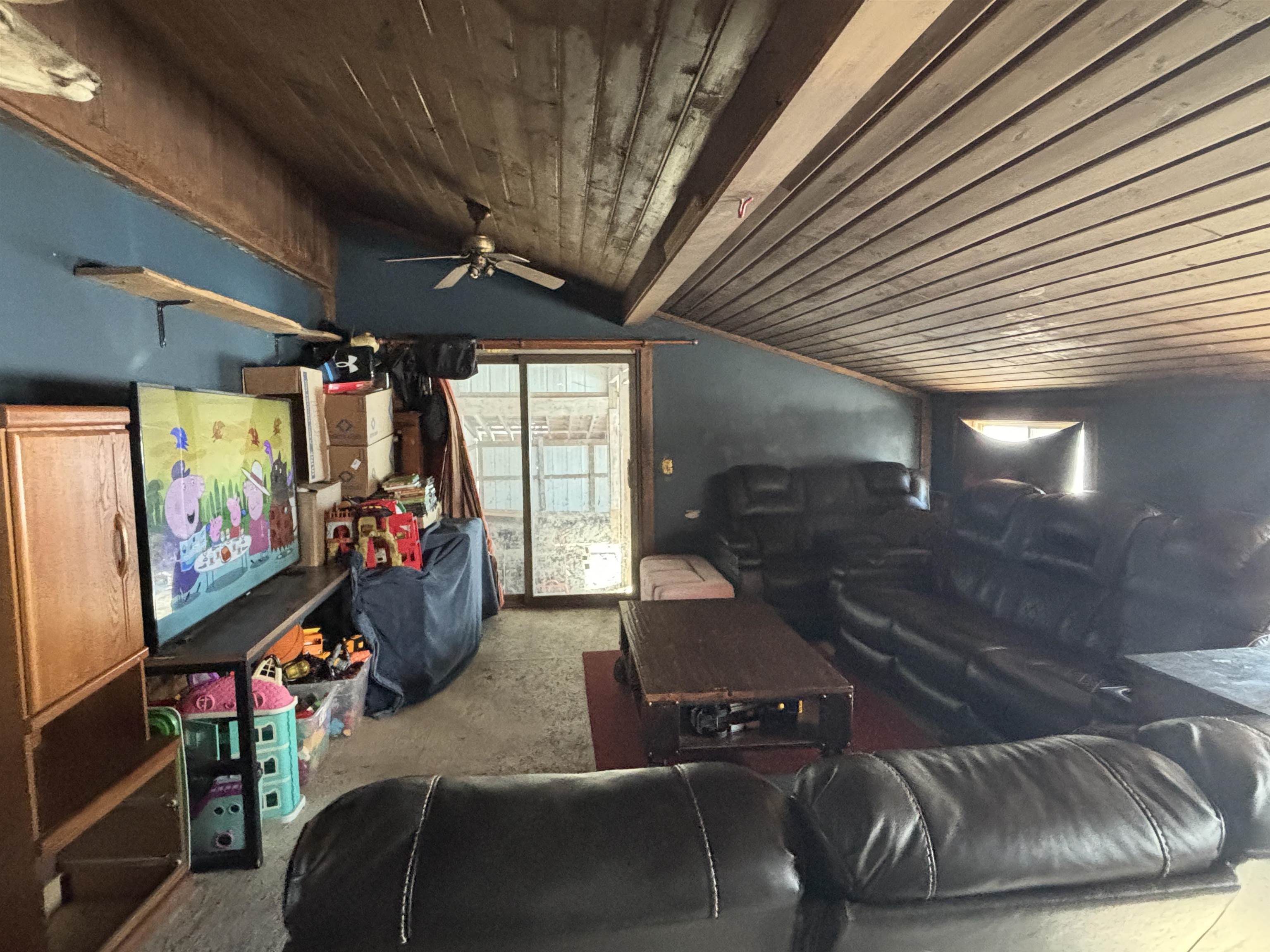 5884 Scholl Road photo 7