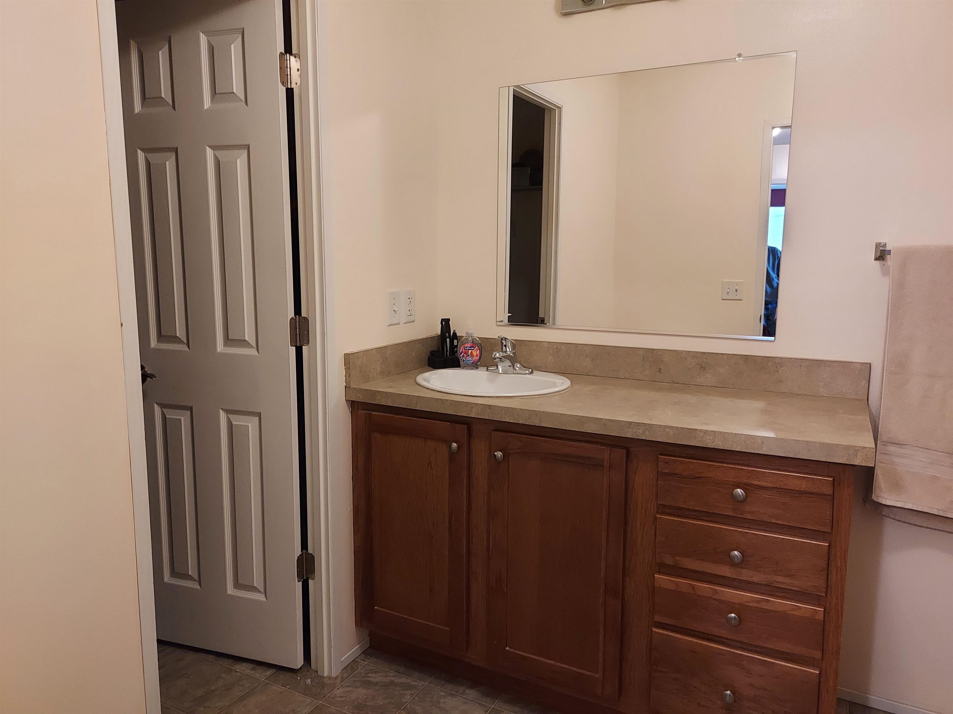 Traverse City, MI, 49686