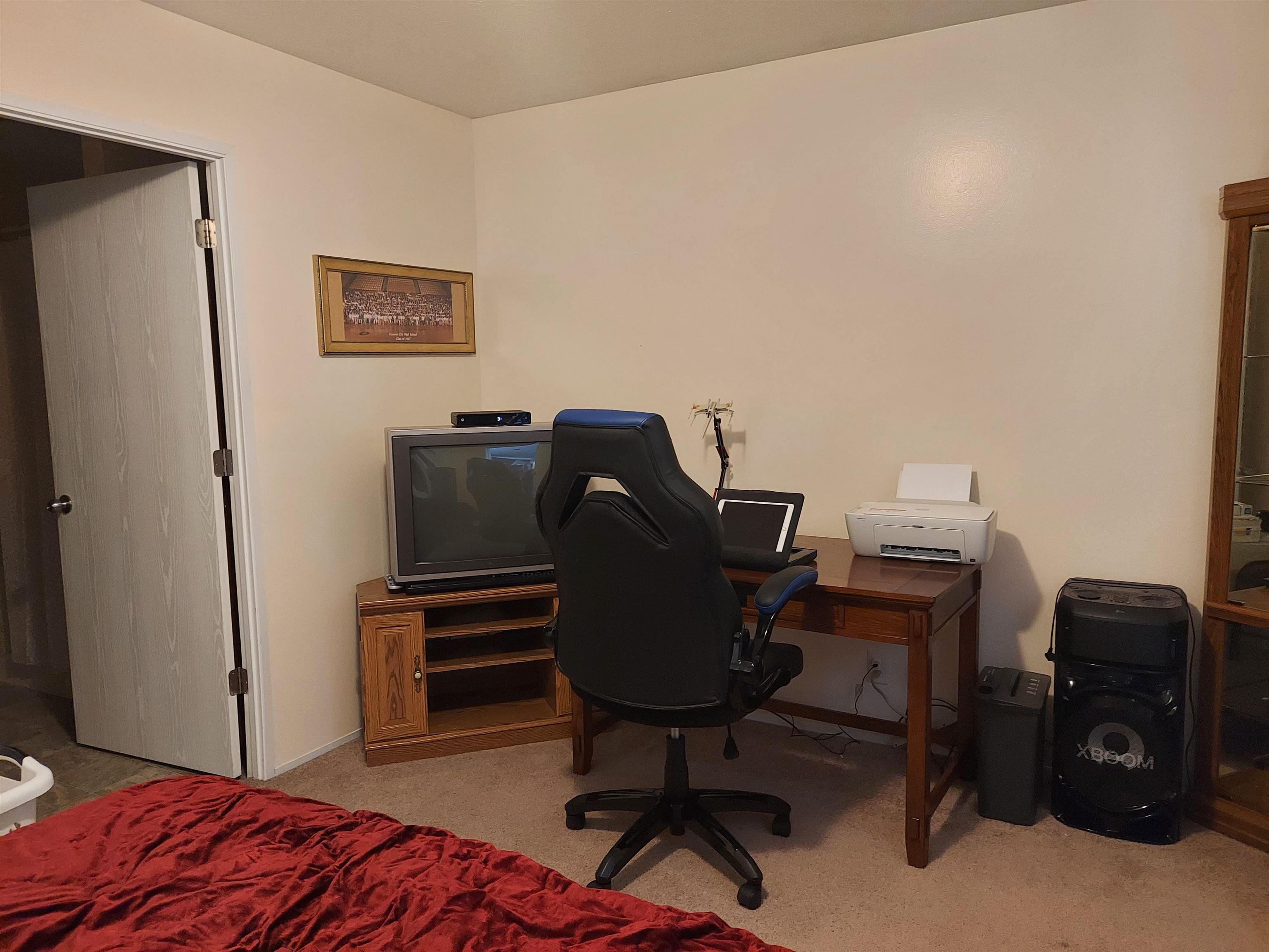 Traverse City, MI, 49686