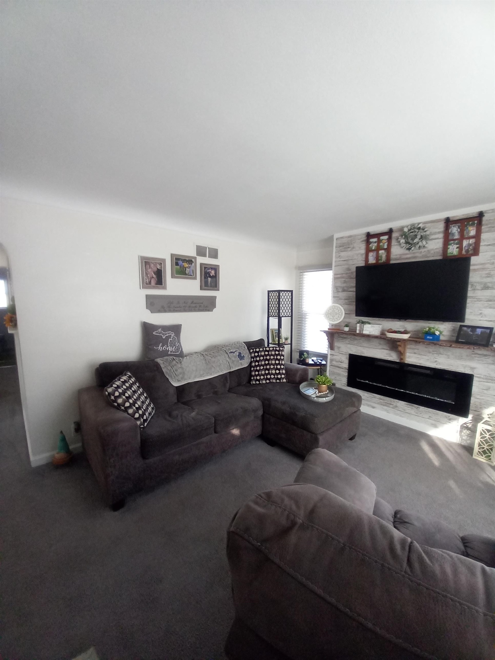 806 S Main Street, Au Gres, MI, 48703