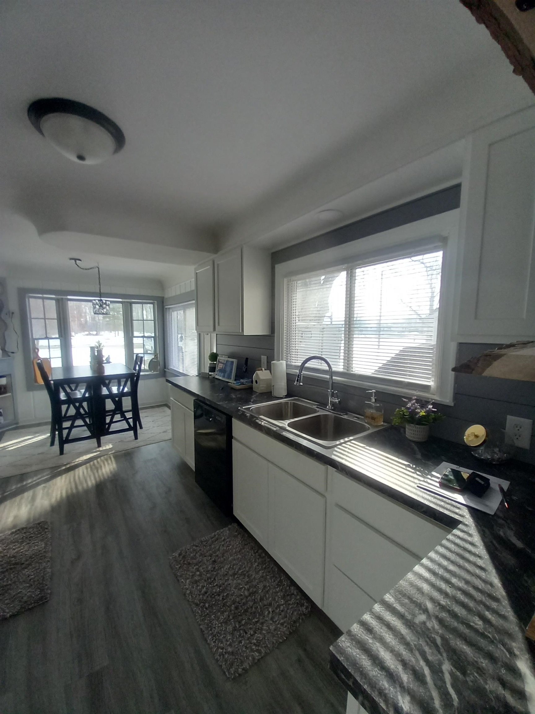 806 S Main Street, Au Gres, MI, 48703